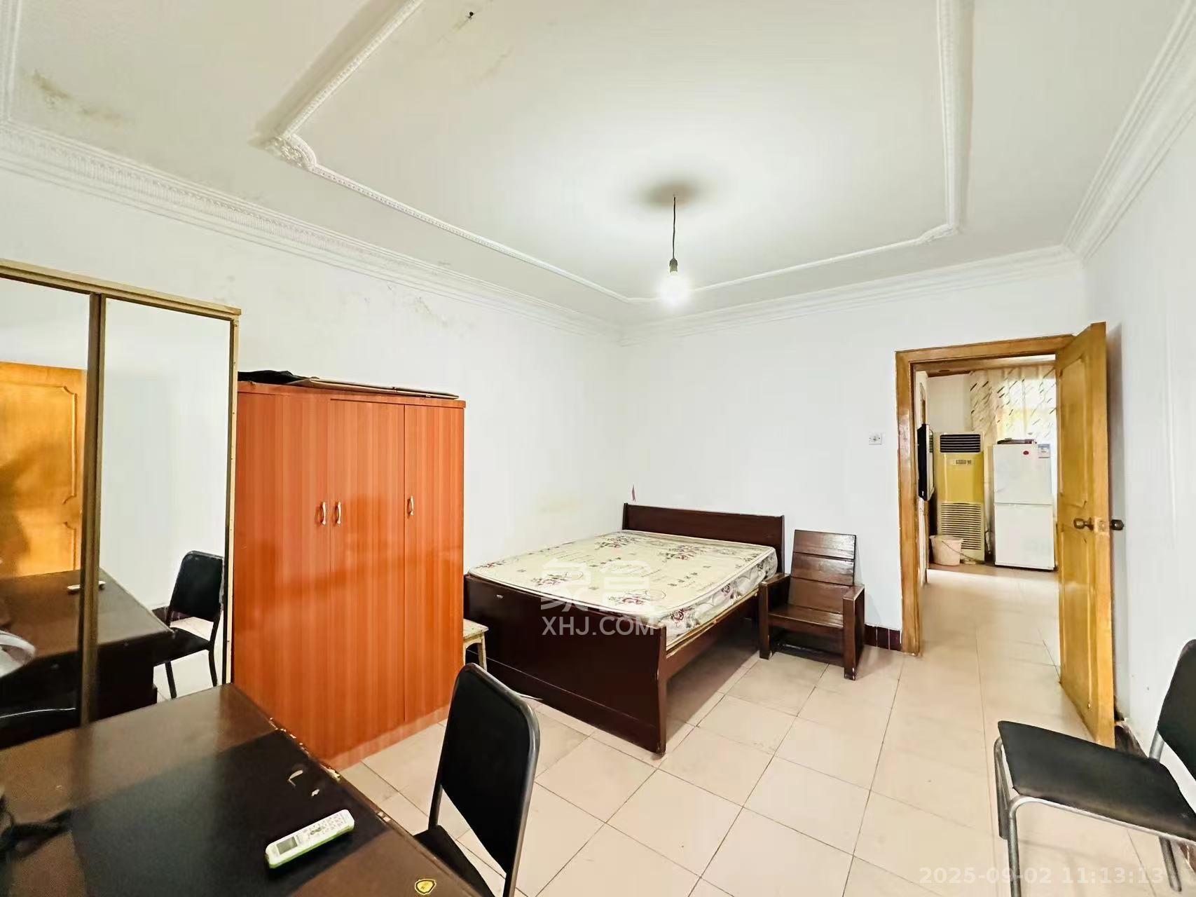 新开铺176号(环线拆迁指挥部) 2室1厅1卫 1100.0元/月 新开铺176号(环线拆迁指挥部) 2室1厅1卫 1100.0元/月室内图