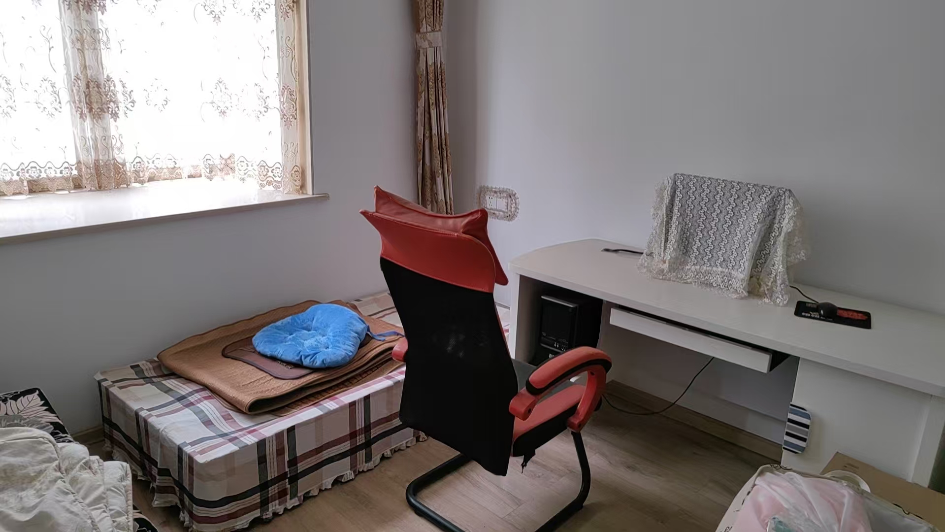 香格里拉 3室2厅1卫 1500.0元/月 香格里拉 3室2厅1卫 1500.0元/月室内图