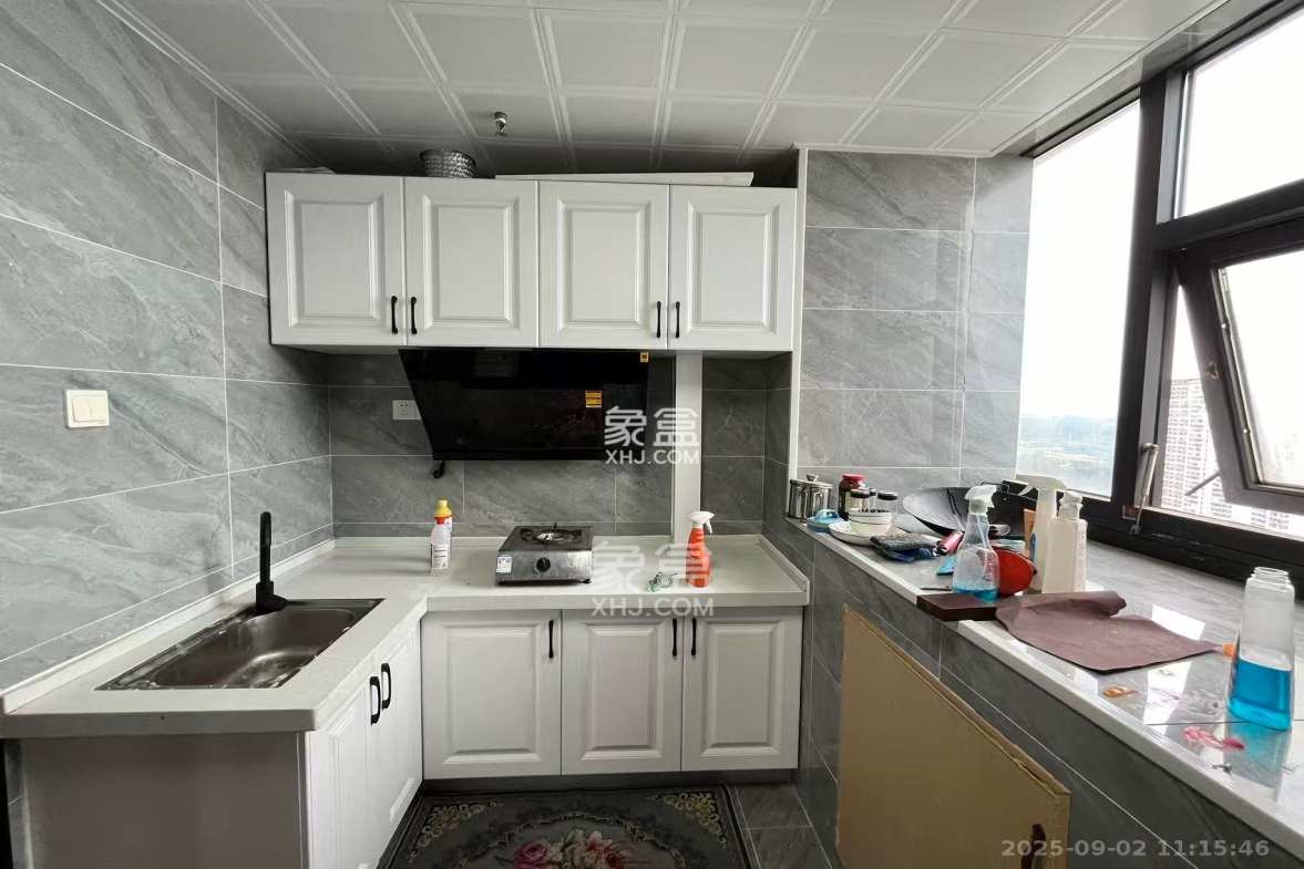 和悦城(蟠龙景苑) 1室0厅0卫 2300.00元/月 和悦城(蟠龙景苑) 1室0厅0卫 2300.00元/月室内图