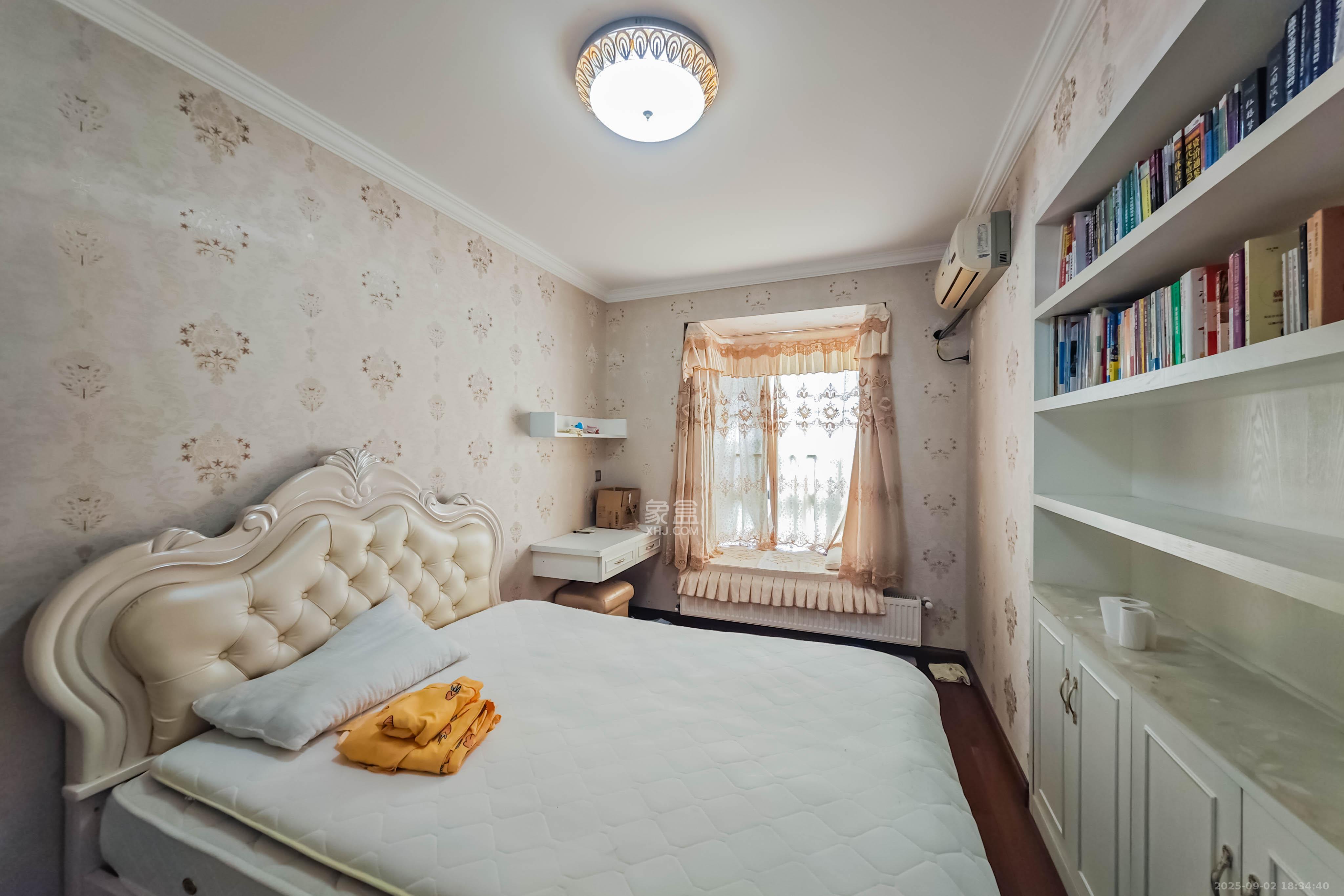 博远大厦(中南院科技综合大厦) 4室2厅2卫 165.0万 博远大厦(中南院科技综合大厦) 4室2厅2卫 165.0万卧室