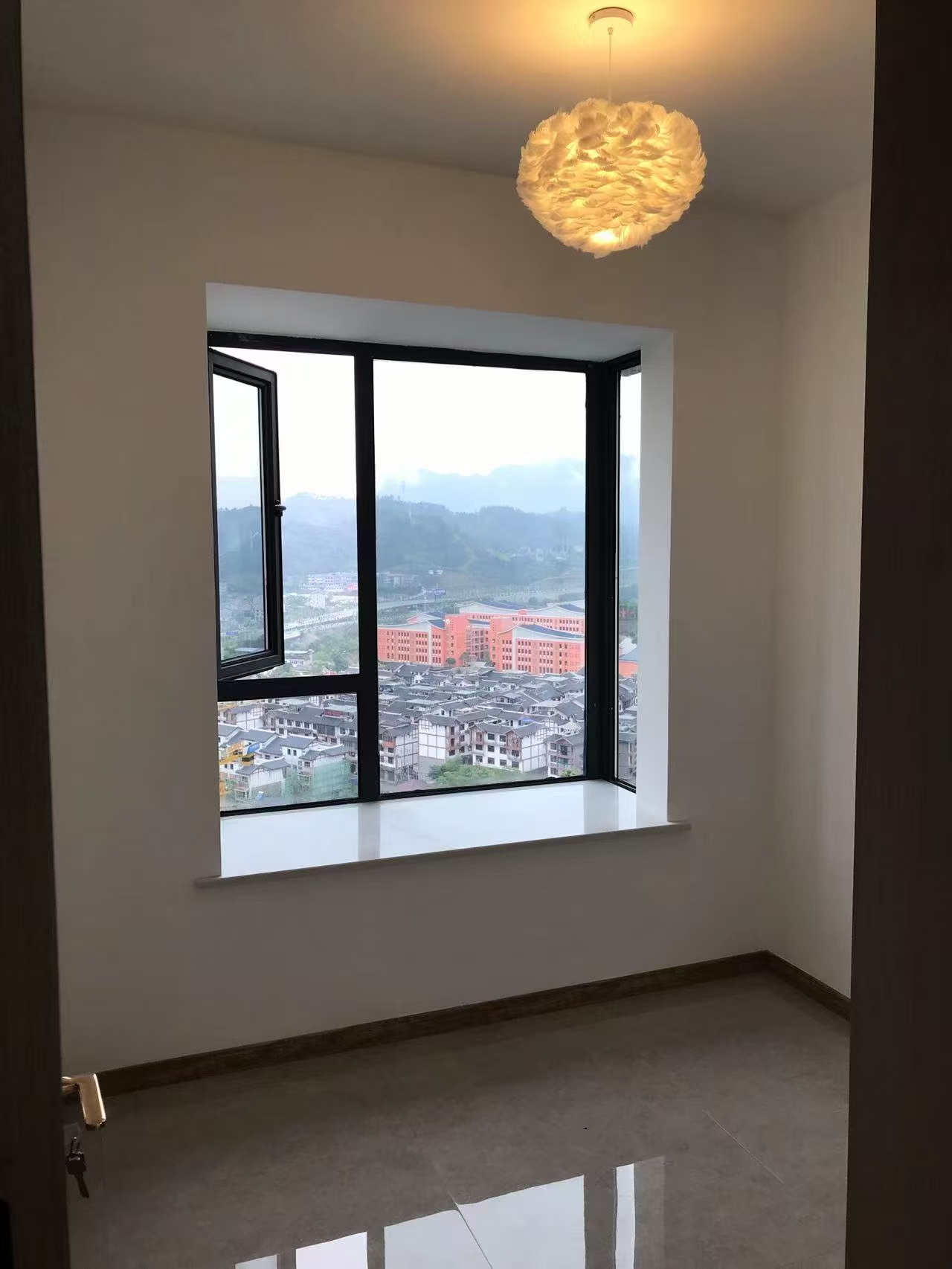中建凤栖台  3室2厅1卫    58.8万