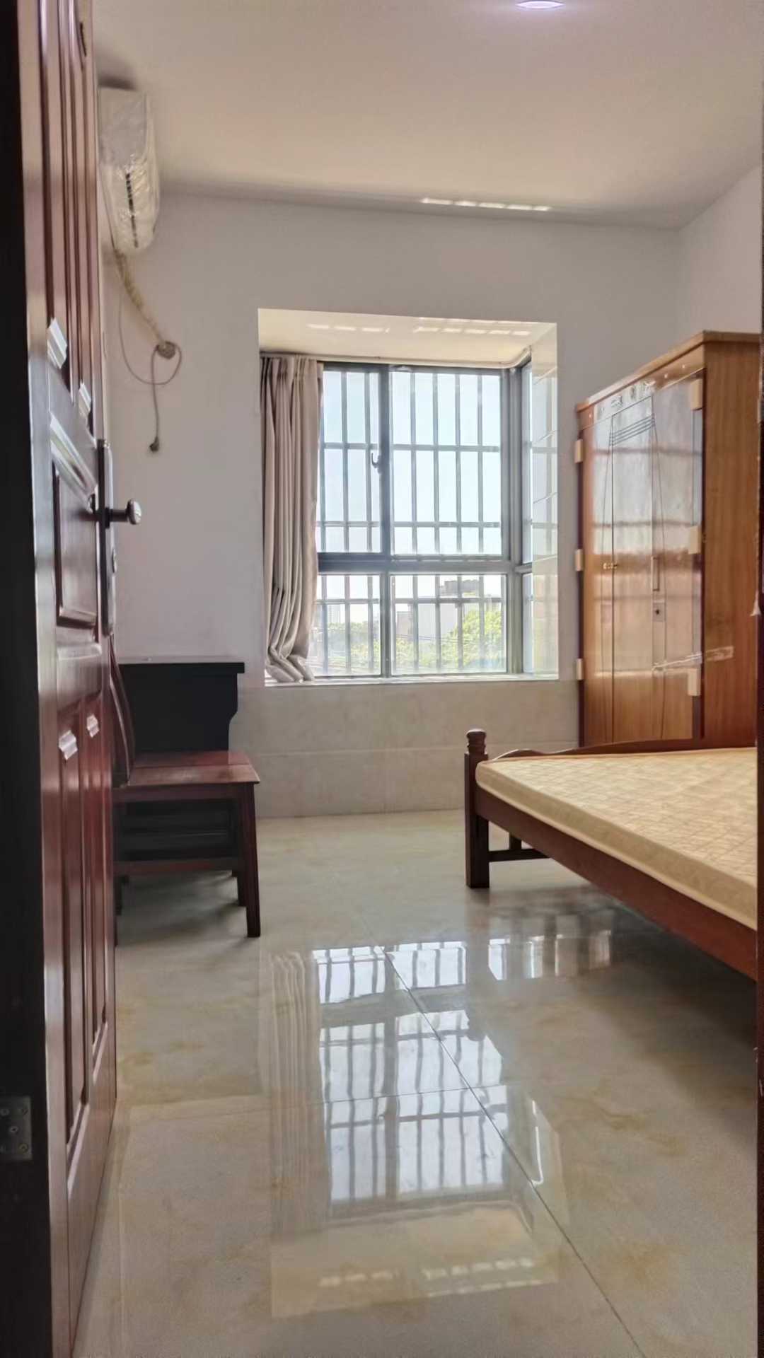 万花坊金城雅舍  1室0厅0卫    1800.0元/月 万花坊金城雅舍  1室0厅0卫    1800.0元/月室内图