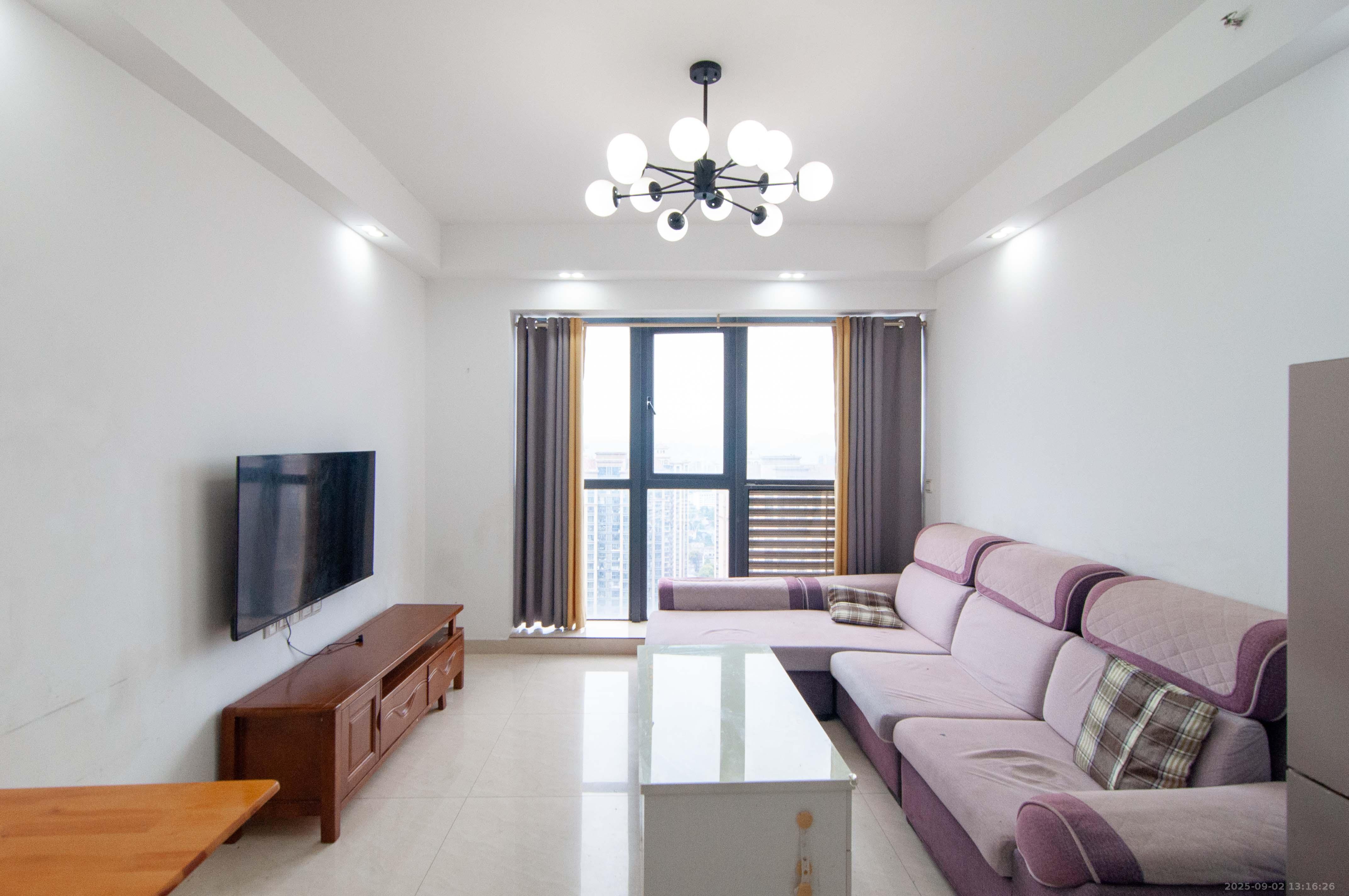 达美美立方  2室2厅1卫    65.0万 达美美立方  2室2厅1卫    65.0万客厅