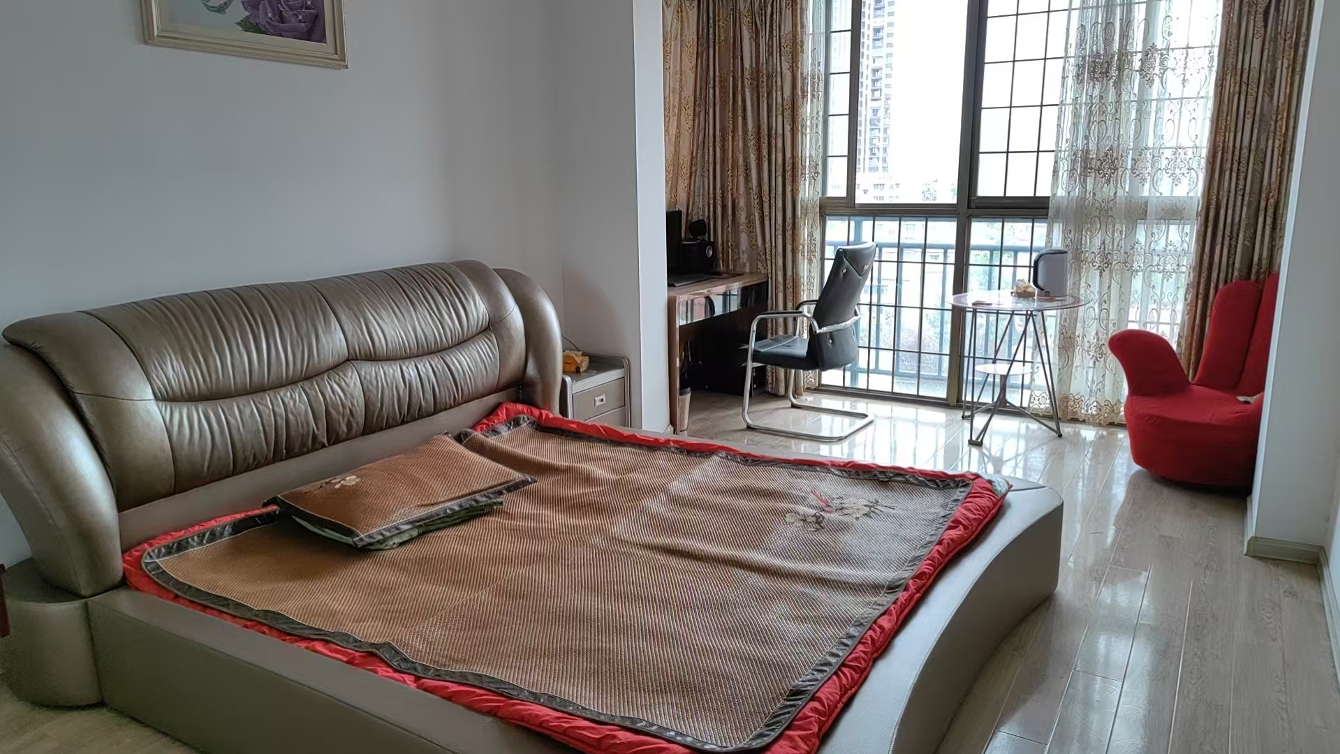 香格里拉 3室2厅1卫 1500.0元/月 香格里拉 3室2厅1卫 1500.0元/月室内图