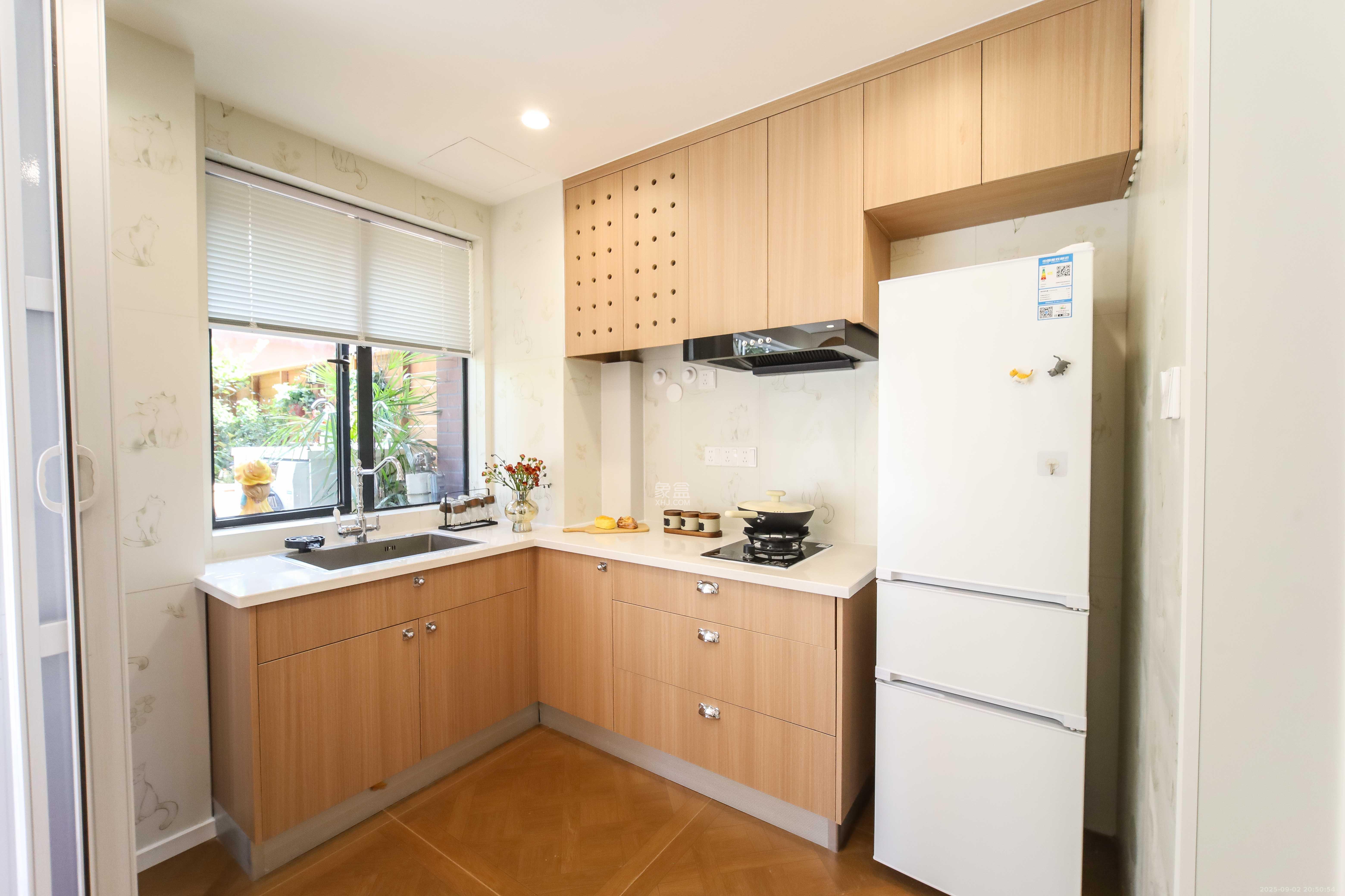 华雅林语苑 1室1厅1卫 40.0万 华雅林语苑 1室1厅1卫 40.0万厨房