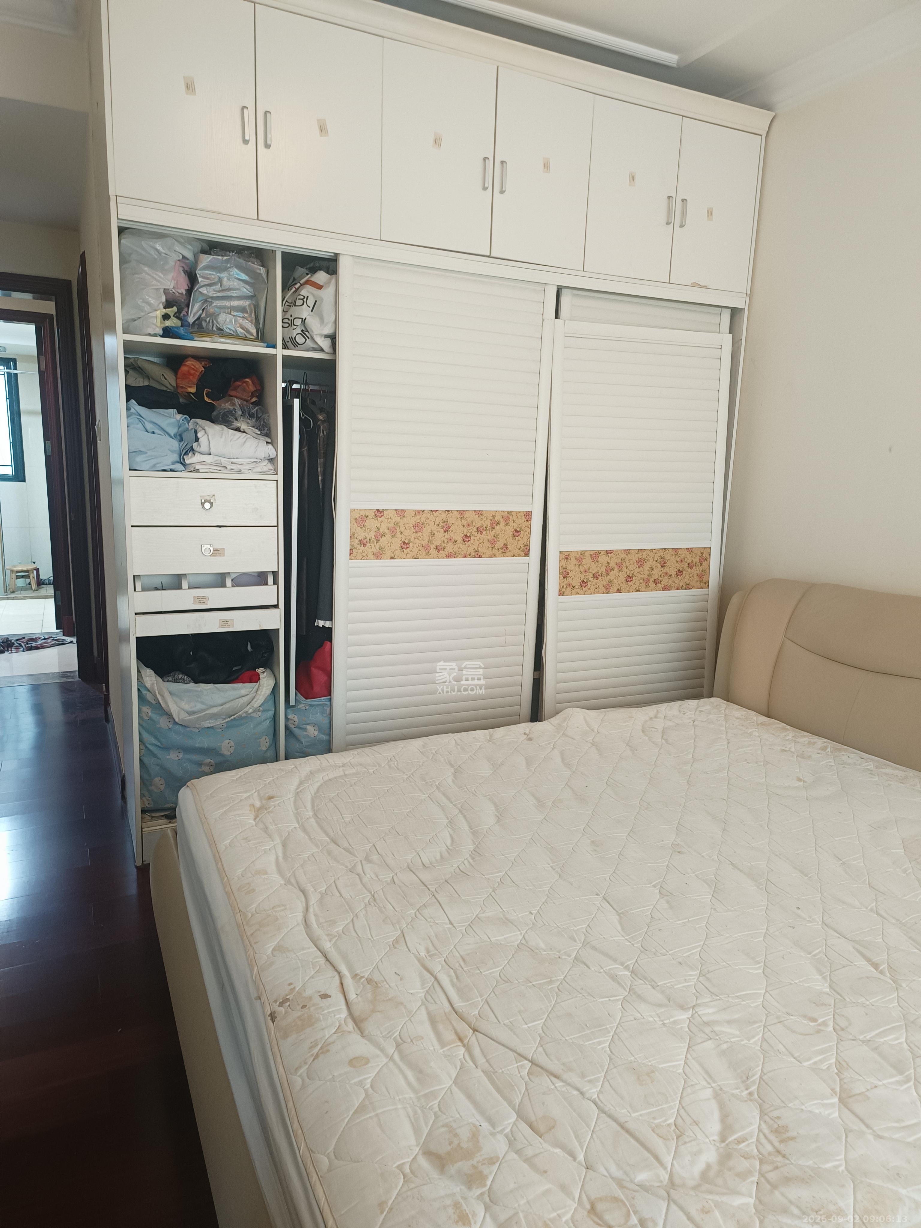 恒大雅苑  3室1厅2卫    2100.0元/月室内图