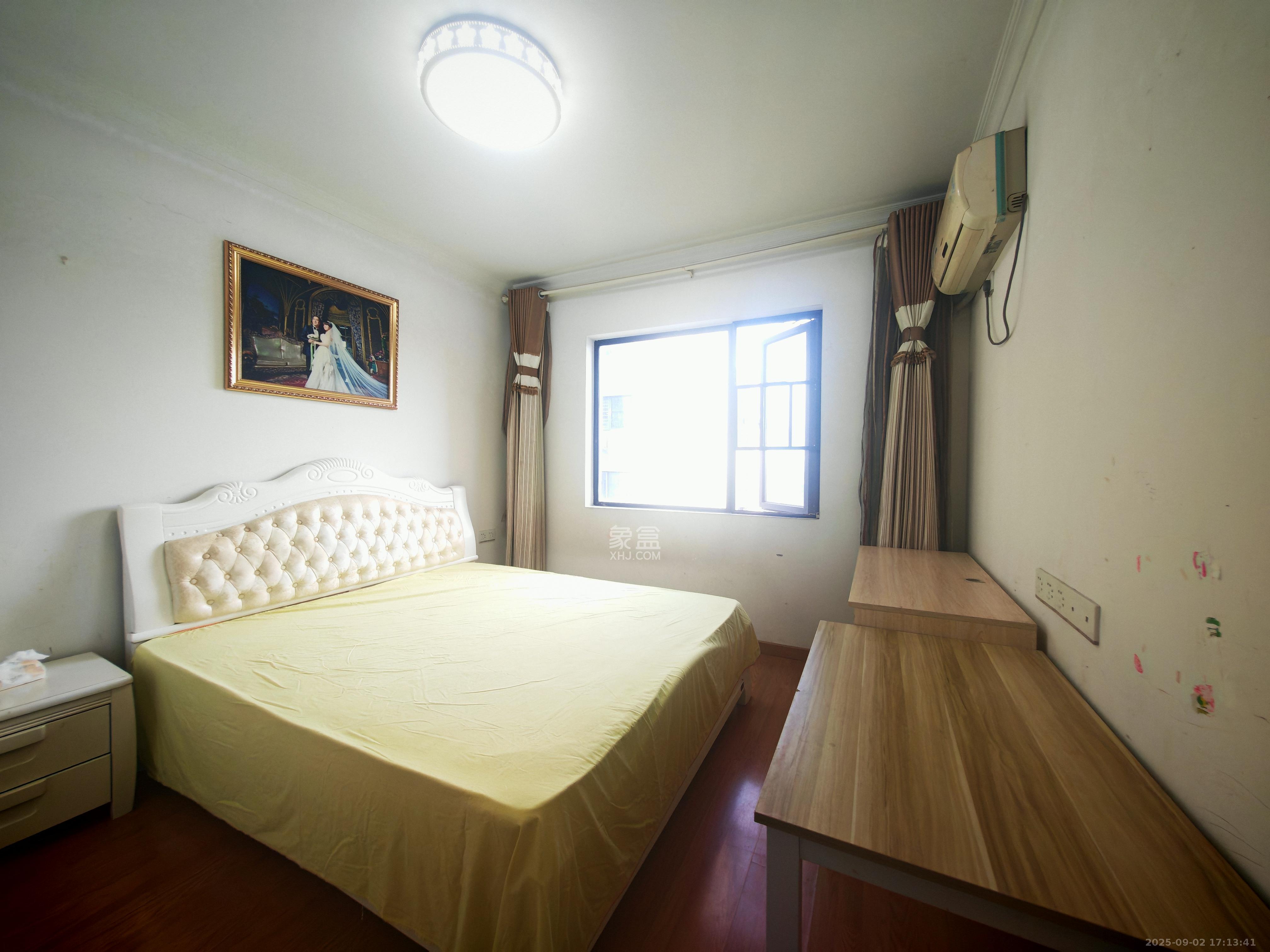 汇一城(汇壹公馆) 3室2厅2卫 2400.00元/月 汇一城(汇壹公馆) 3室2厅2卫 2400.00元/月室内图