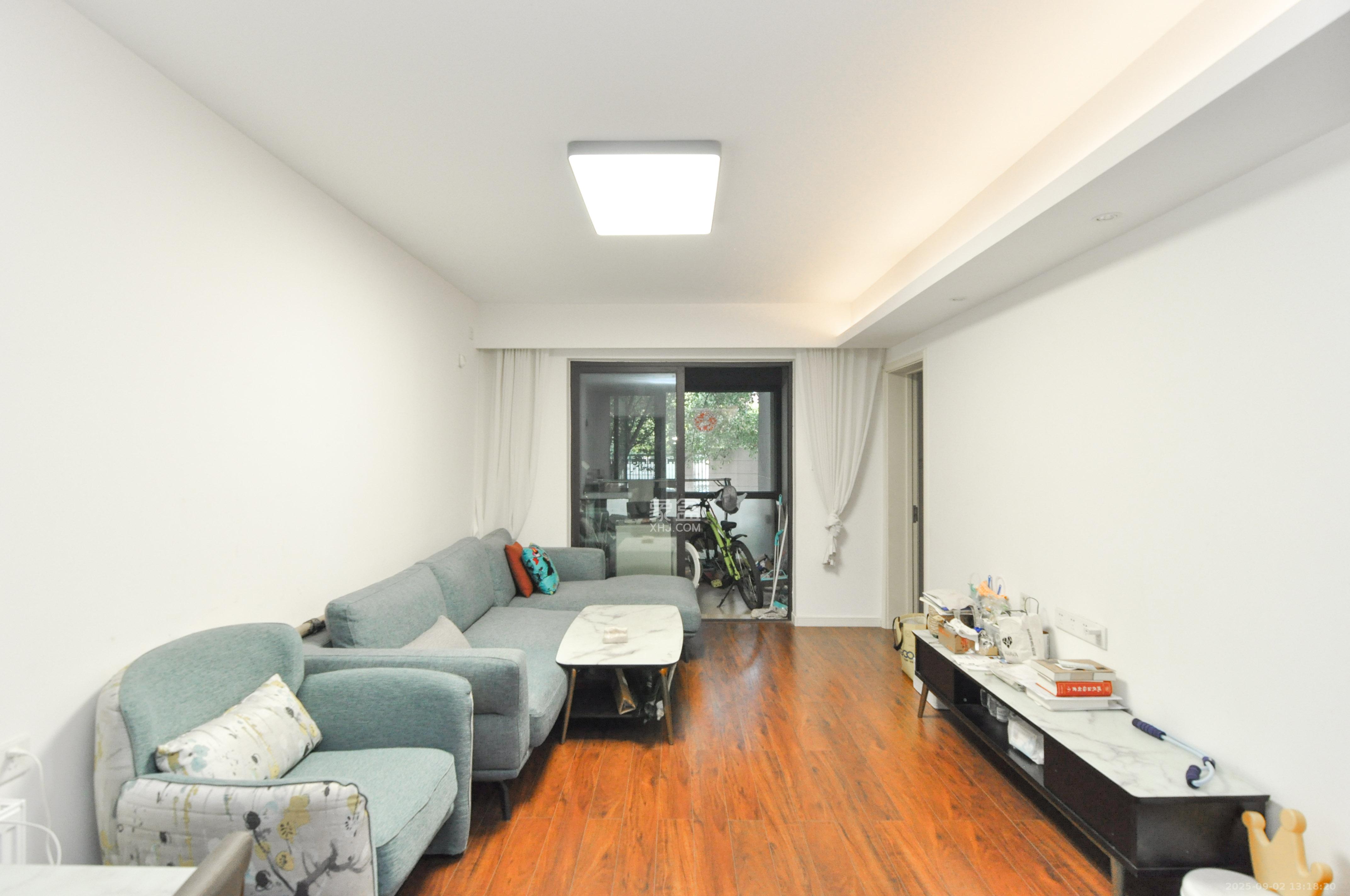 万科里梅溪郡  3室2厅2卫    175.8万