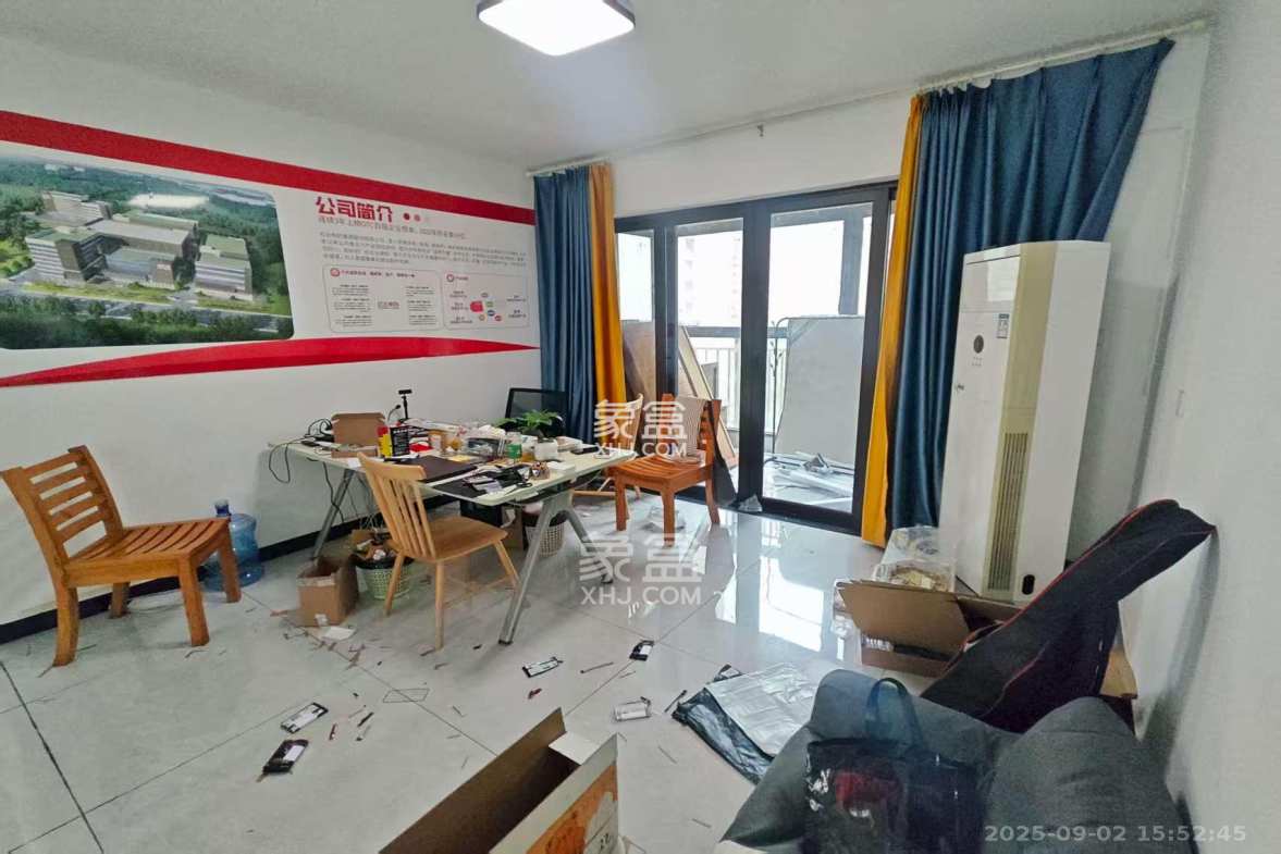 保利大都汇一期、二期  3室2厅2卫    3300.0元/月 保利大都汇一期、二期  3室2厅2卫    3300.0元/月室内图