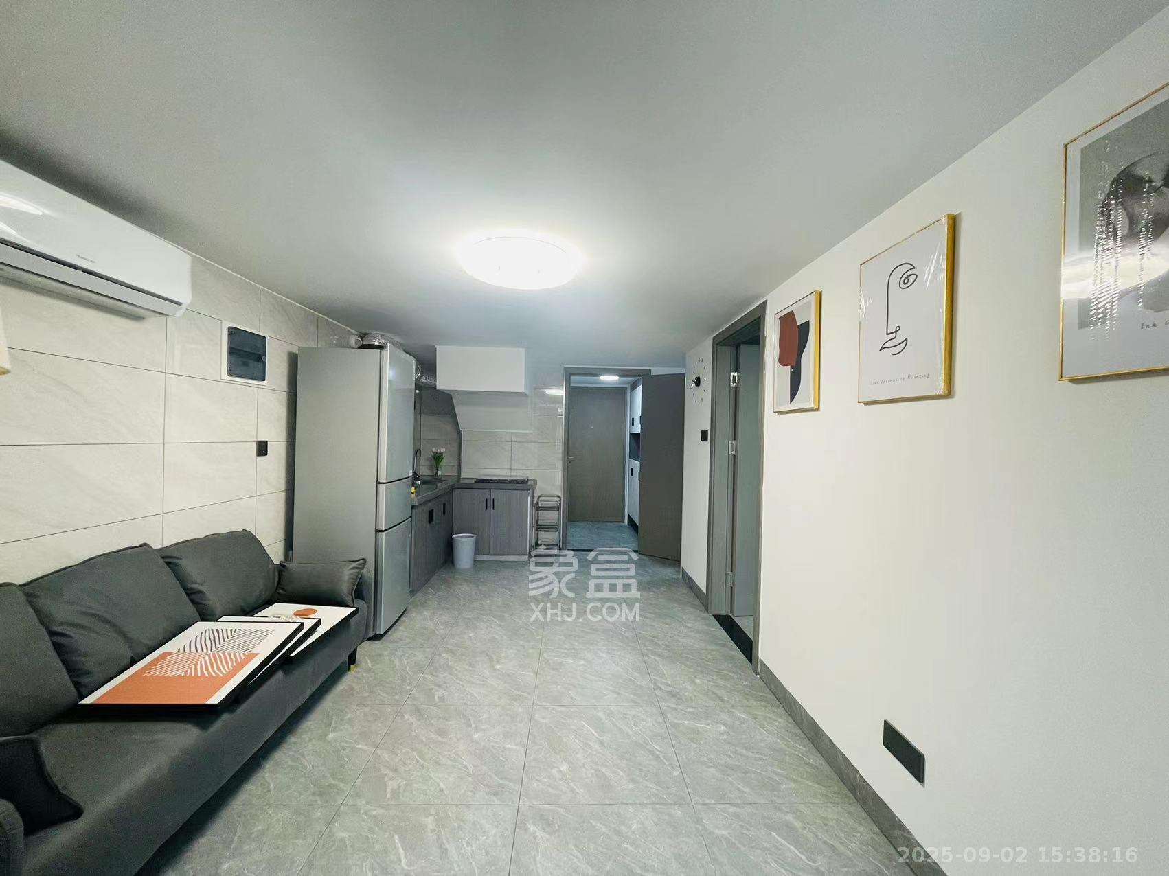 金地中交麓谷香颂(金地中交雅苑)  2室1厅1卫    1800.0元/月室内图