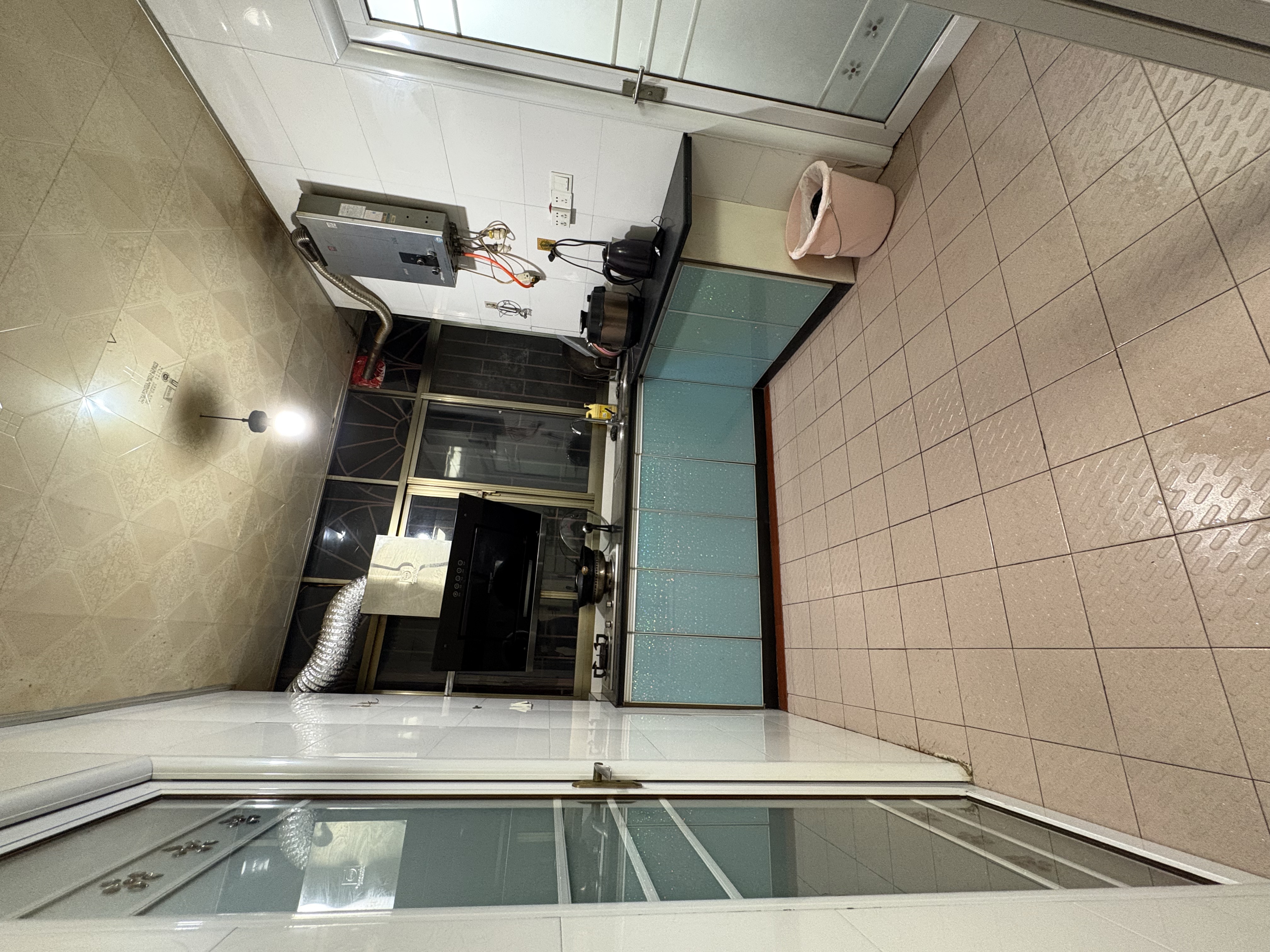 洞新市场  3室2厅1卫    22.8万 洞新市场  3室2厅1卫    22.8万客厅