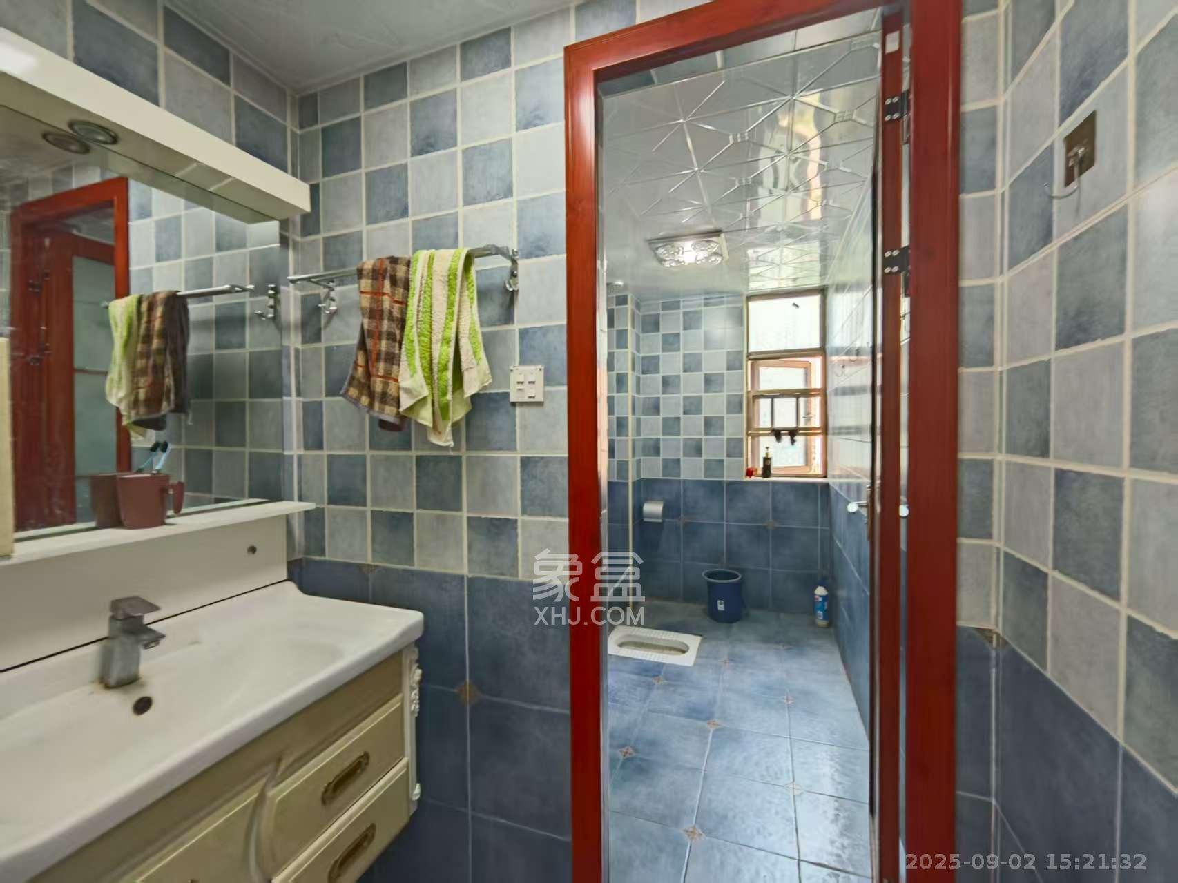 江山帝景哈佛  3室2厅2卫    2200.0元/月 江山帝景哈佛  3室2厅2卫    2200.0元/月室内图