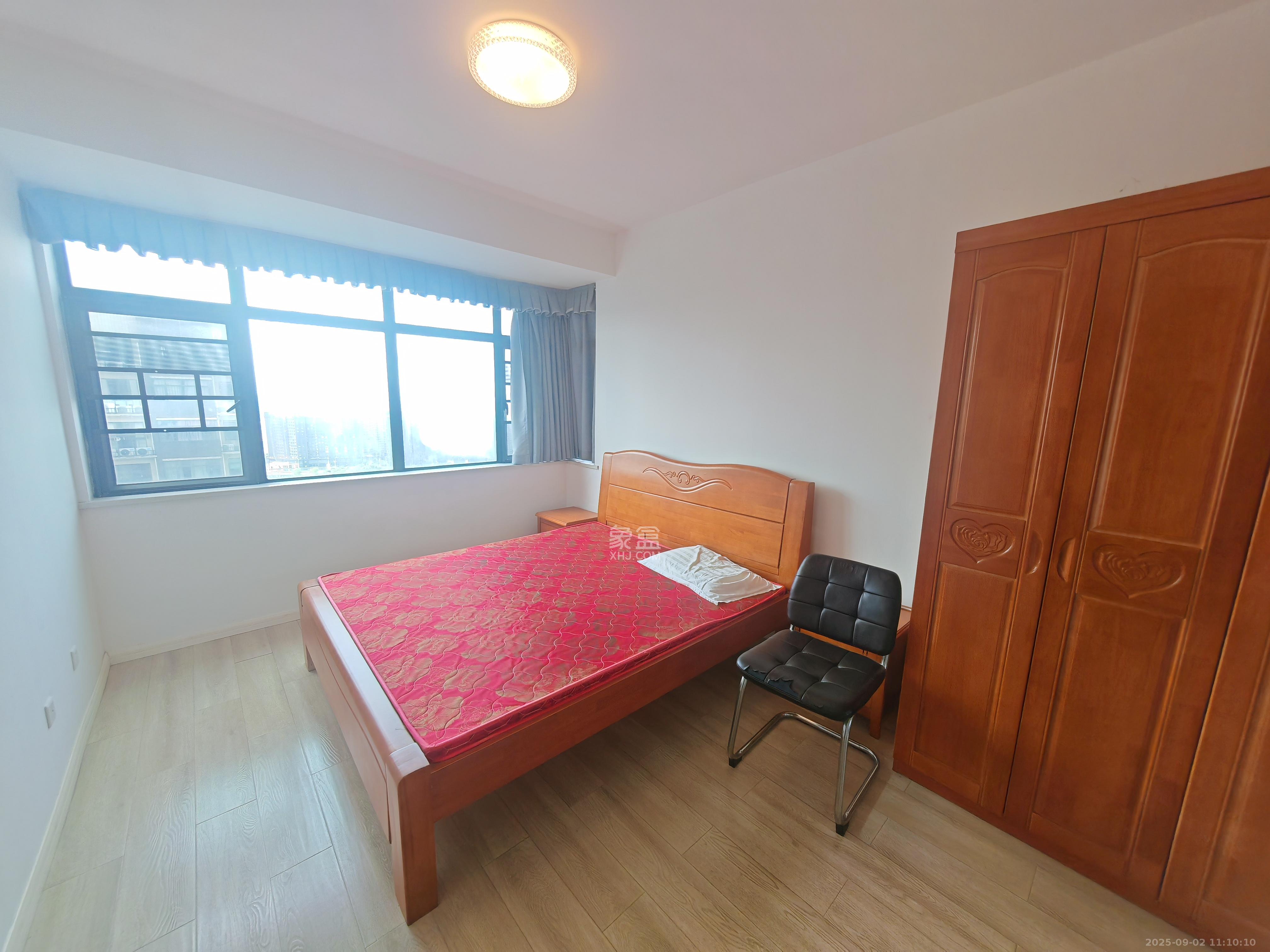 湘水熙园 4室2厅1卫 3300.0元/月 湘水熙园 4室2厅1卫 3300.0元/月室内图