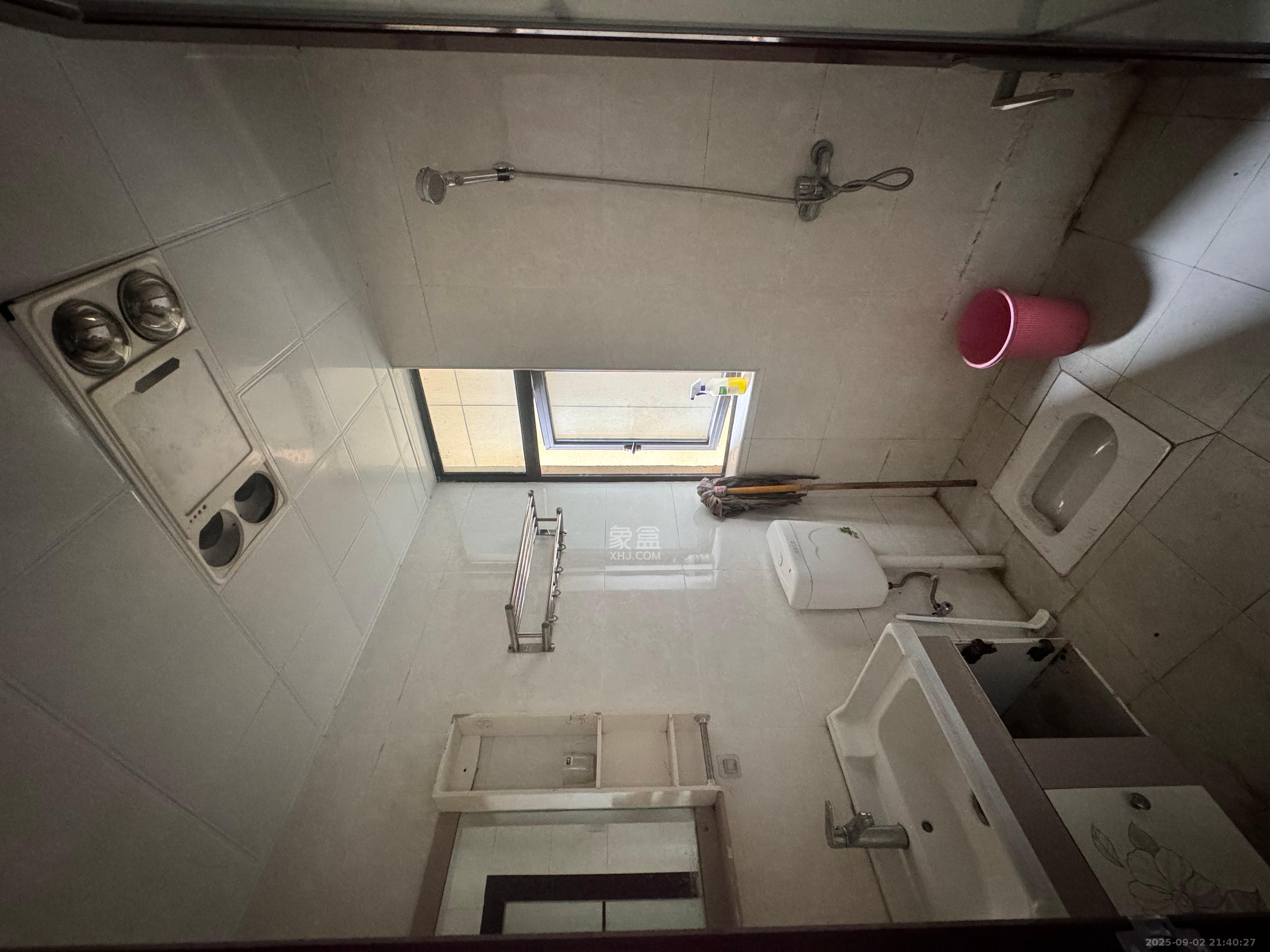 洋湖昊天（雅和苑）  3室2厅2卫    2600.0元/月室内图