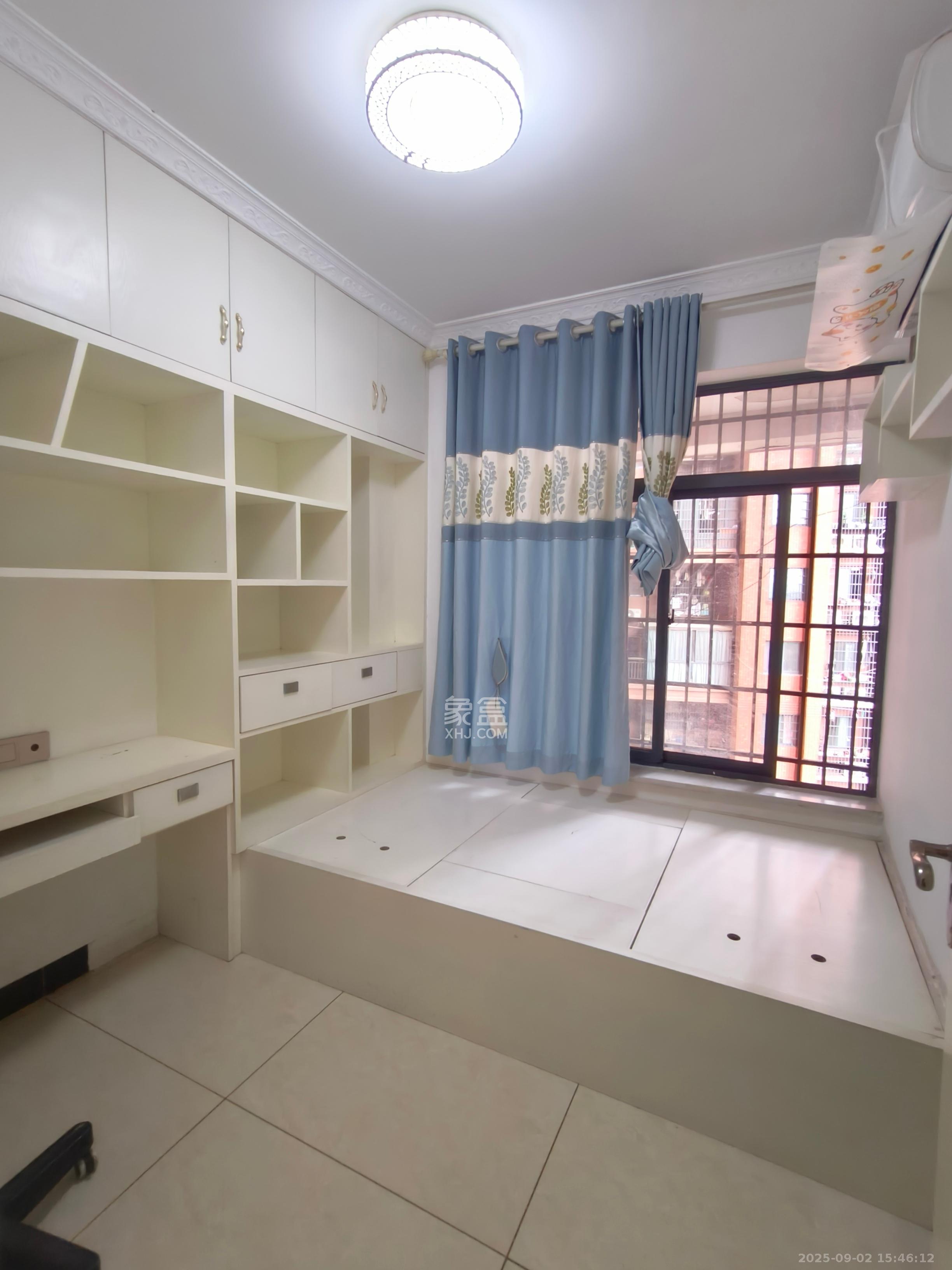 海德公园 3室2厅1卫 1700.0元/月 海德公园 3室2厅1卫 1700.0元/月室内图