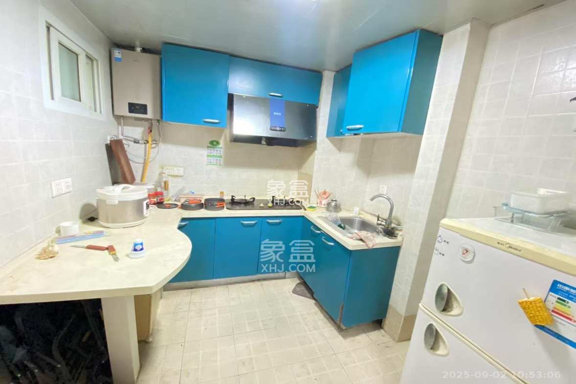 白沙晶城 1室1厅0卫 1600.0元/月 白沙晶城 1室1厅0卫 1600.0元/月室内图