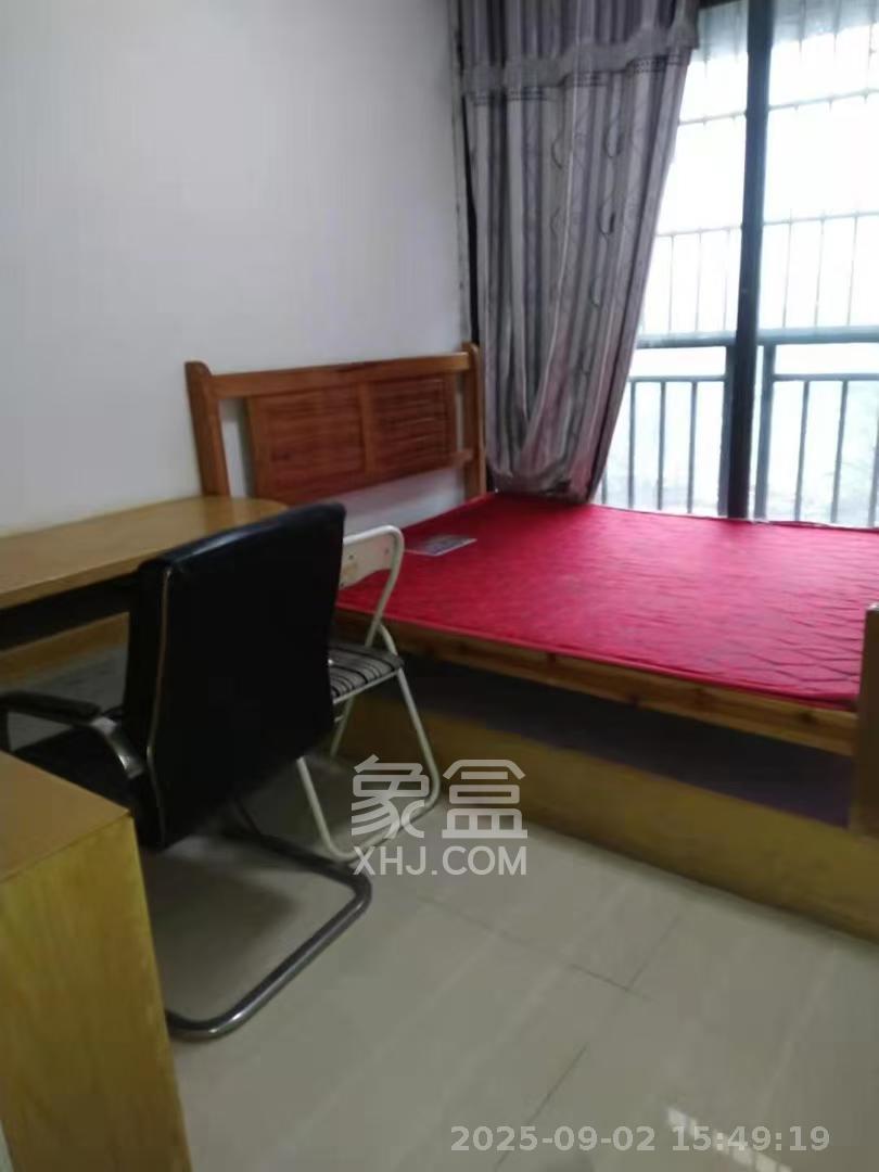 中信文化广场（中信新城二期）  3室2厅1卫    1700.0元/月室内图