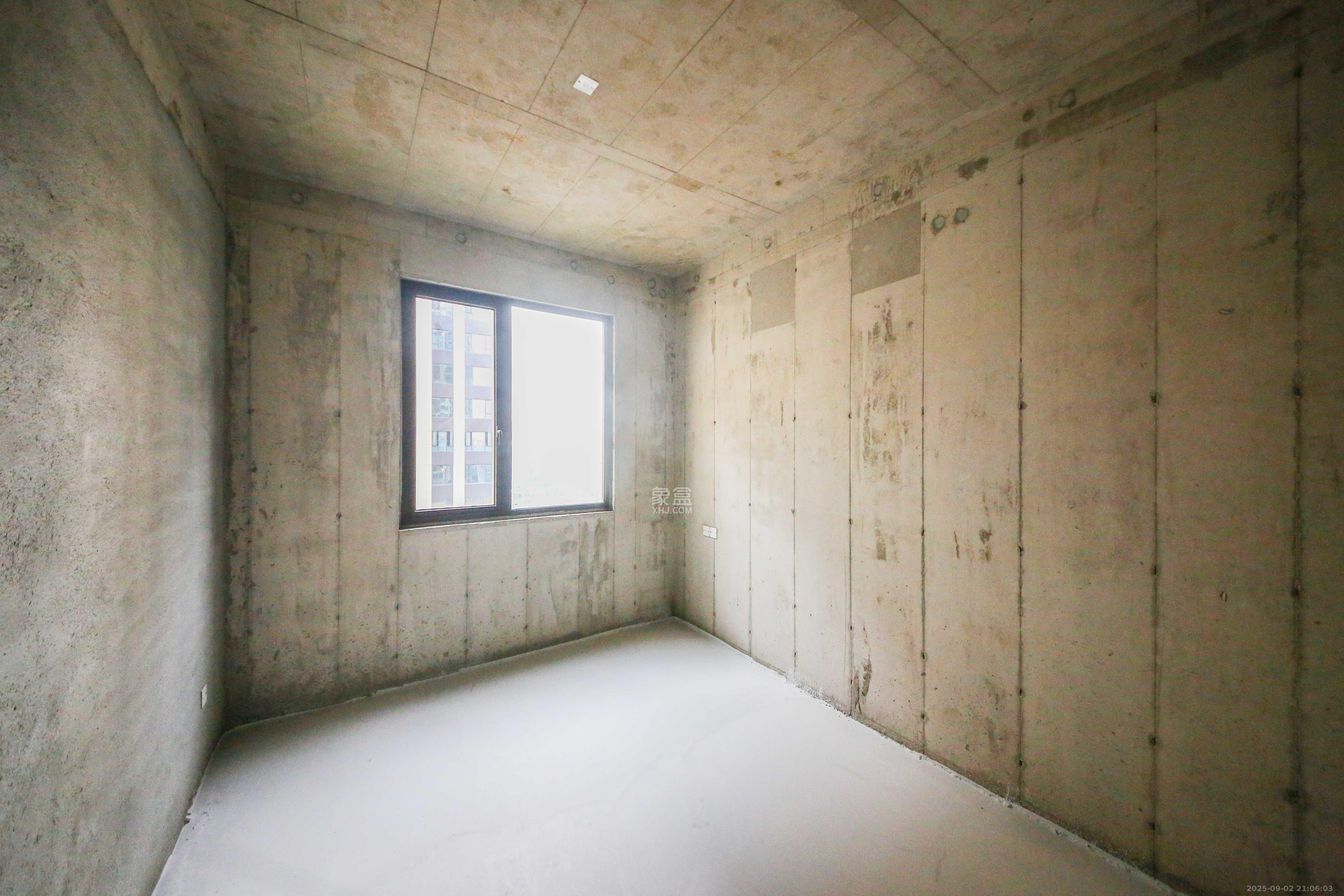 兴铁湘府和园  1室0厅0卫    326.0万卧室