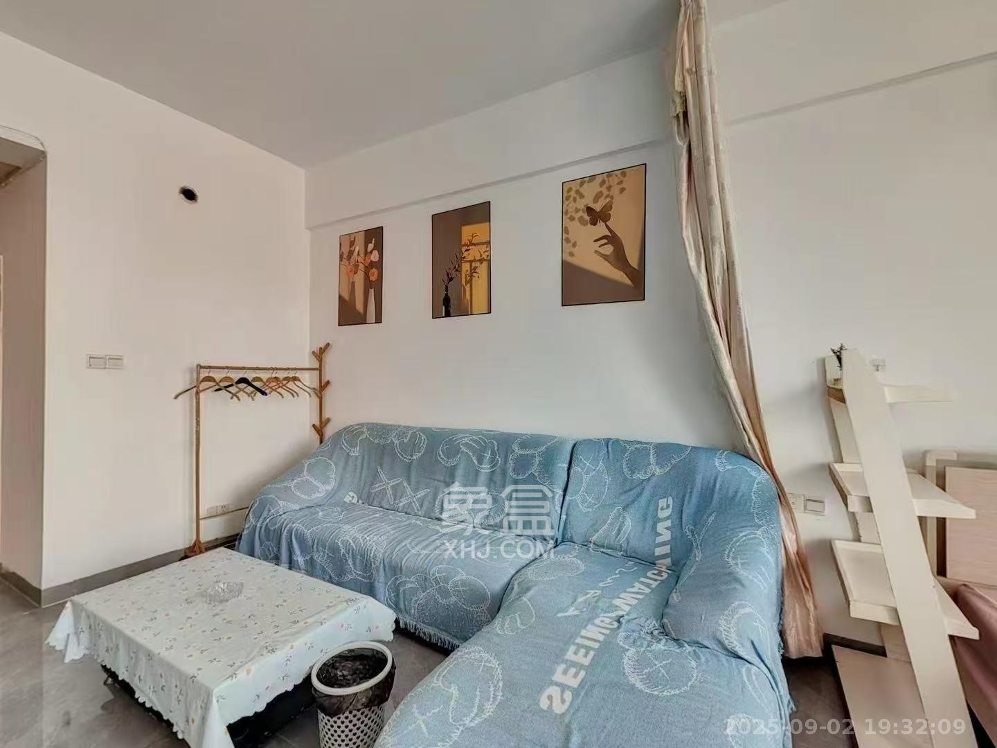 YO领域(领御大厦) 1室1厅1卫 1800.0元/月 YO领域(领御大厦) 1室1厅1卫 1800.0元/月室内图