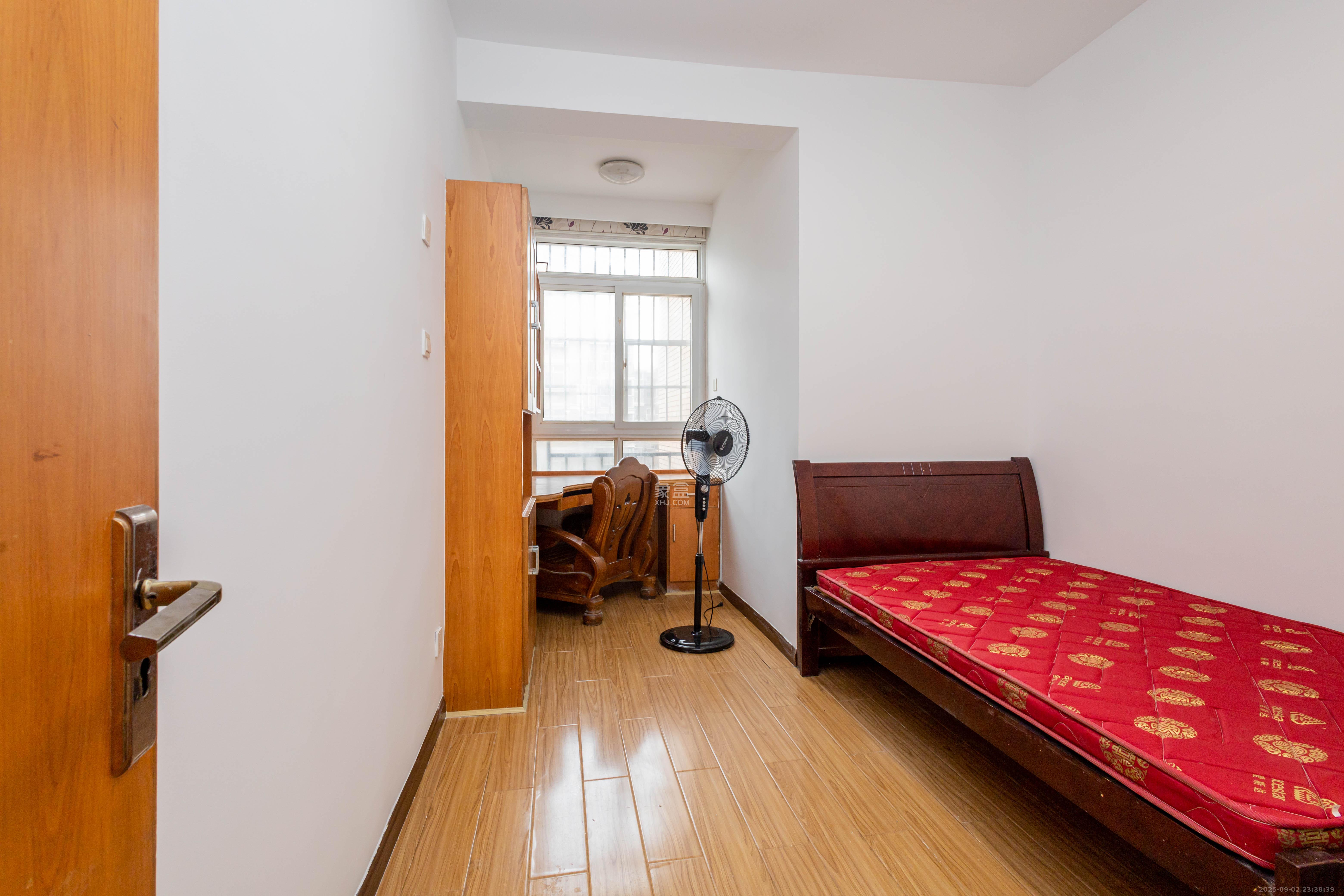 星城国际 4室2厅2卫 66.8万 星城国际 4室2厅2卫 66.8万卧室