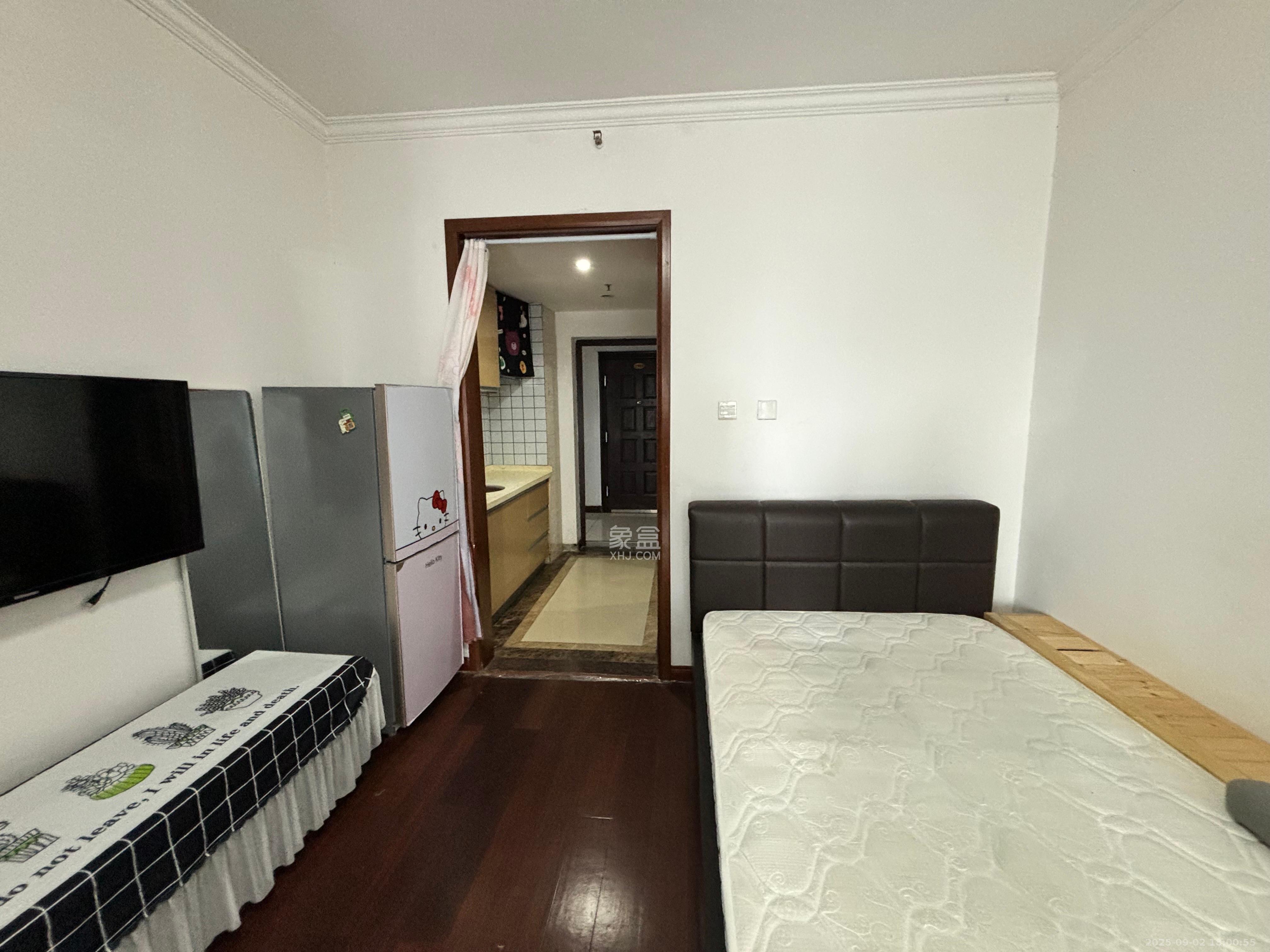 香樟兰亭(朗峰苑)  1室1厅1卫    1100.0元/月 香樟兰亭(朗峰苑)  1室1厅1卫    1100.0元/月室内图