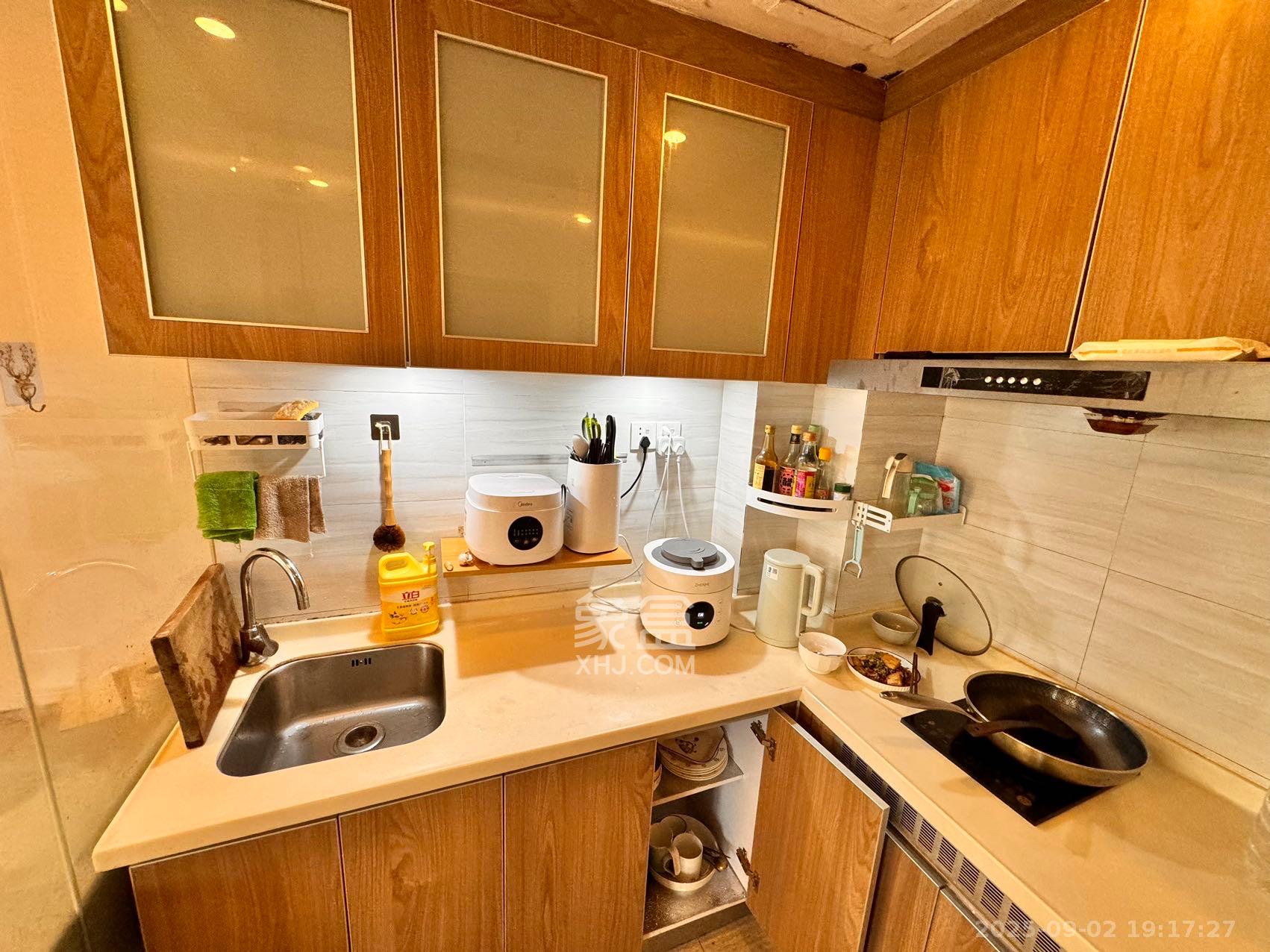 奥林匹克花园贡院三期 1室1厅1卫 1500.0元/月 奥林匹克花园贡院三期 1室1厅1卫 1500.0元/月室内图