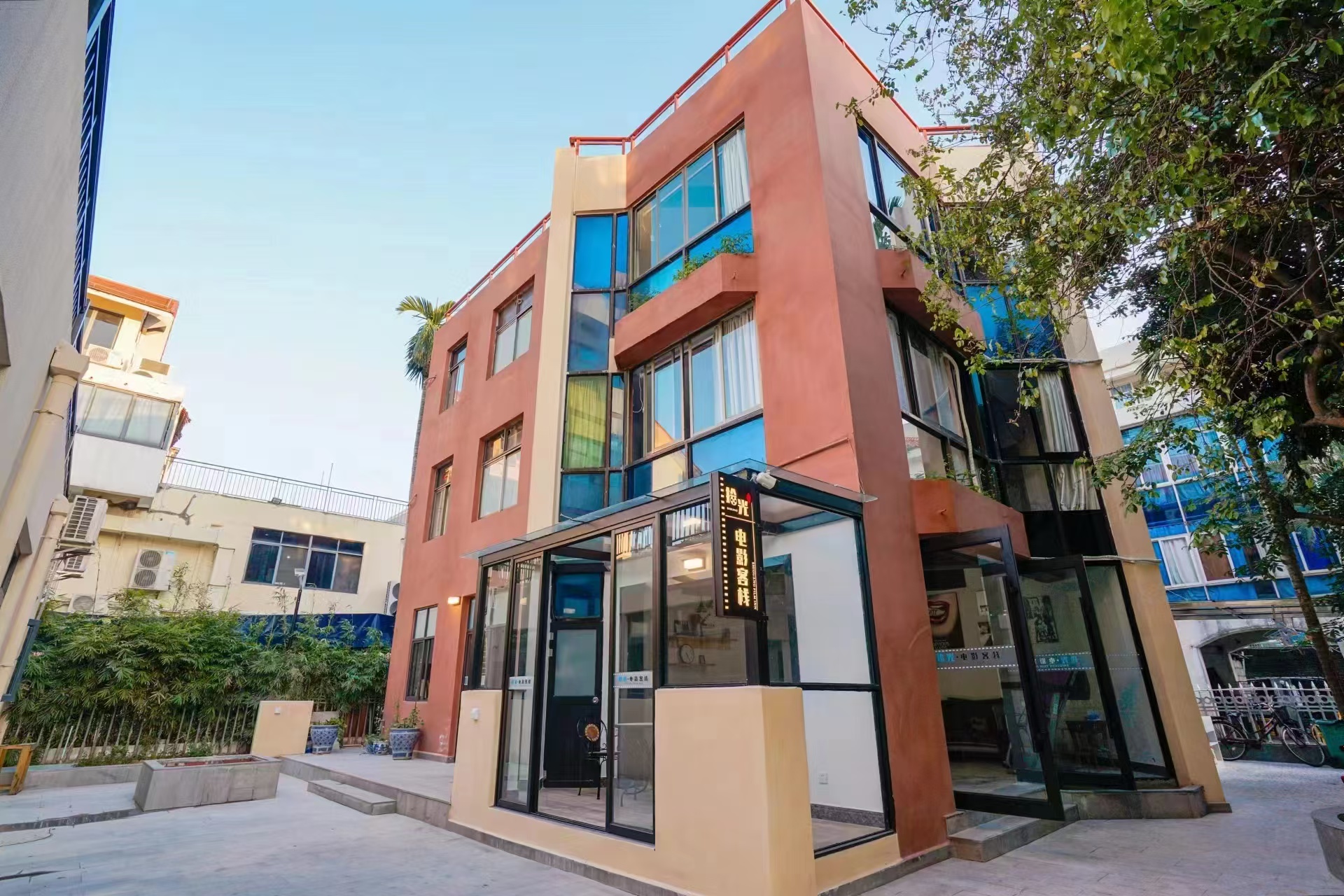 白沙门别墅 12室2厅12卫 17500.0元/月 白沙门别墅 12室2厅12卫 17500.0元/月室内图