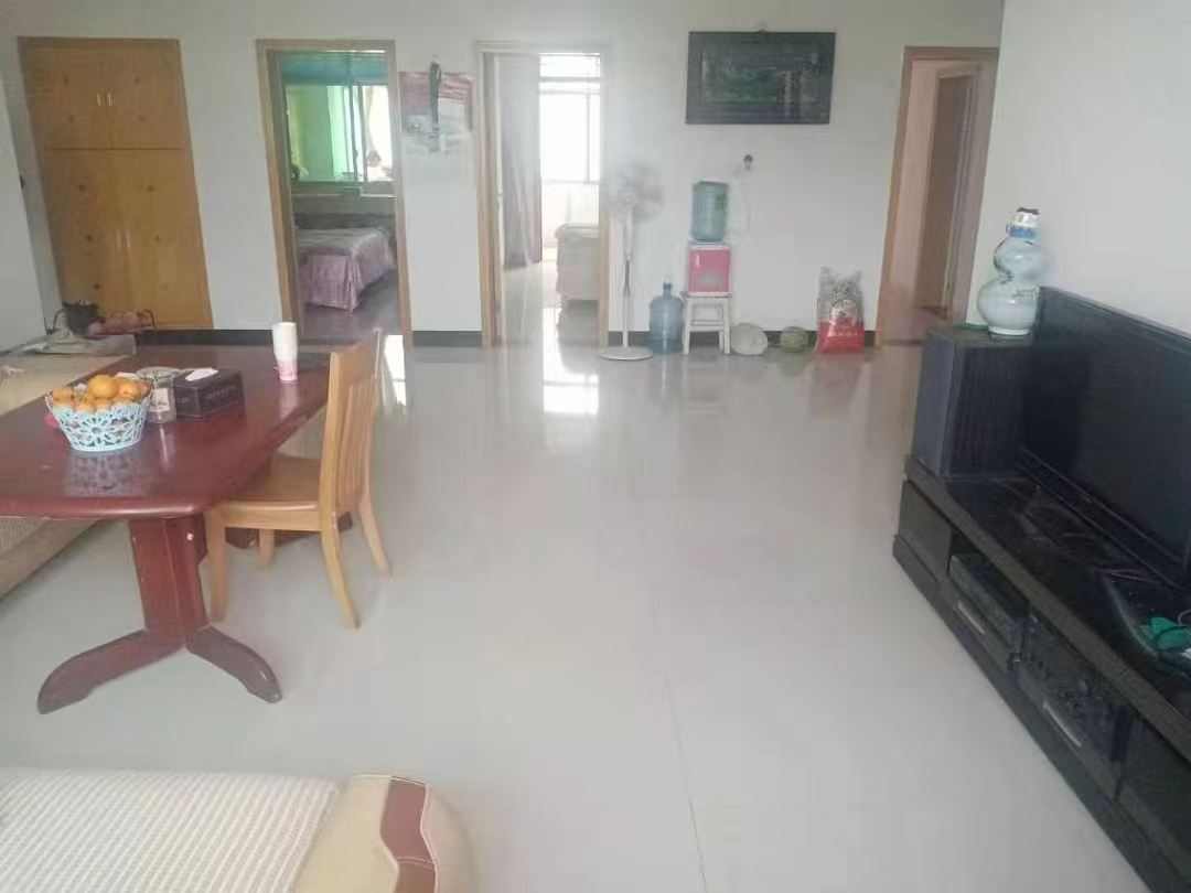 娄底职业技术学院(教工宿舍)  3室1厅1卫    1500.0元/月 娄底职业技术学院(教工宿舍)  3室1厅1卫    1500.0元/月室内图