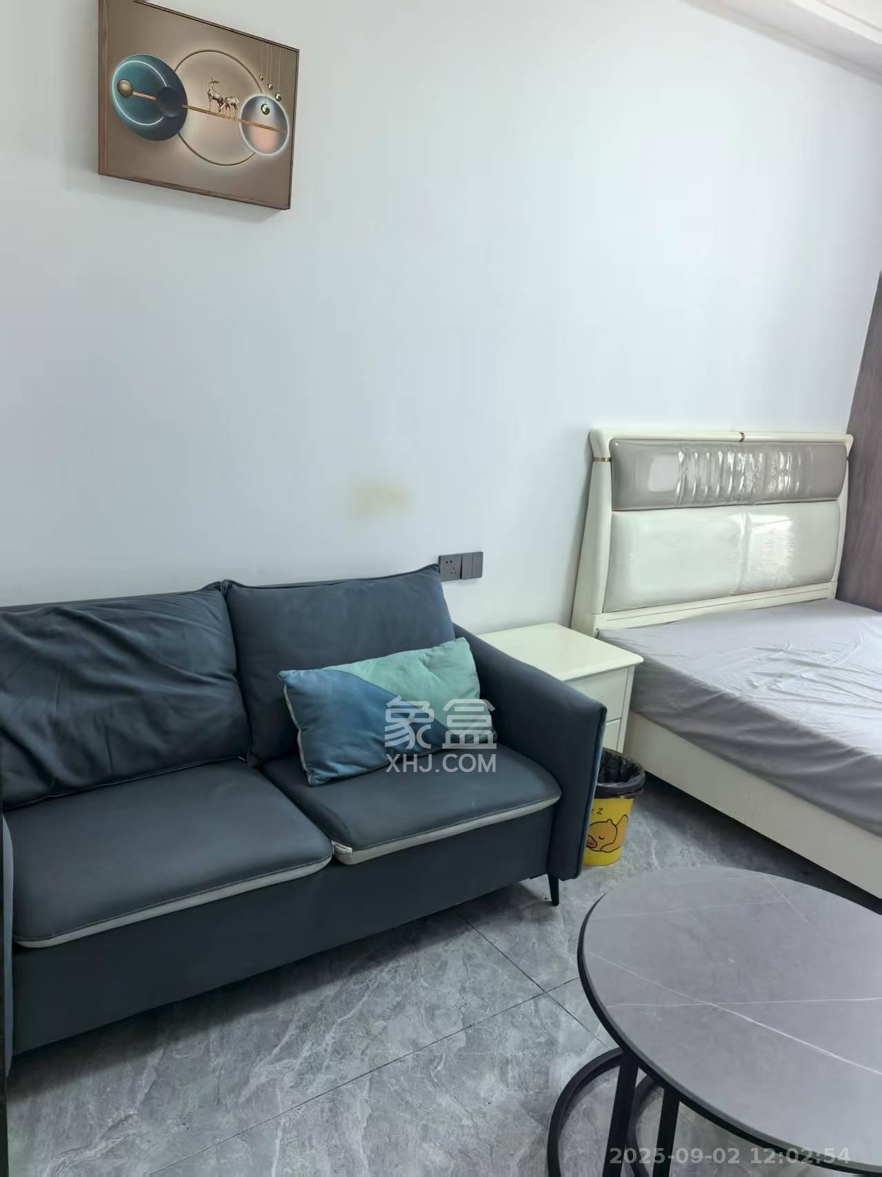 保利麓谷林语I区  1室0厅1卫    1500.0元/月室内图