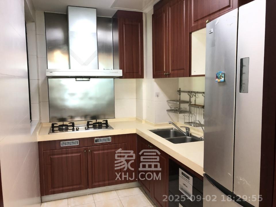 恒大城  2室2厅1卫   2000.00元/月