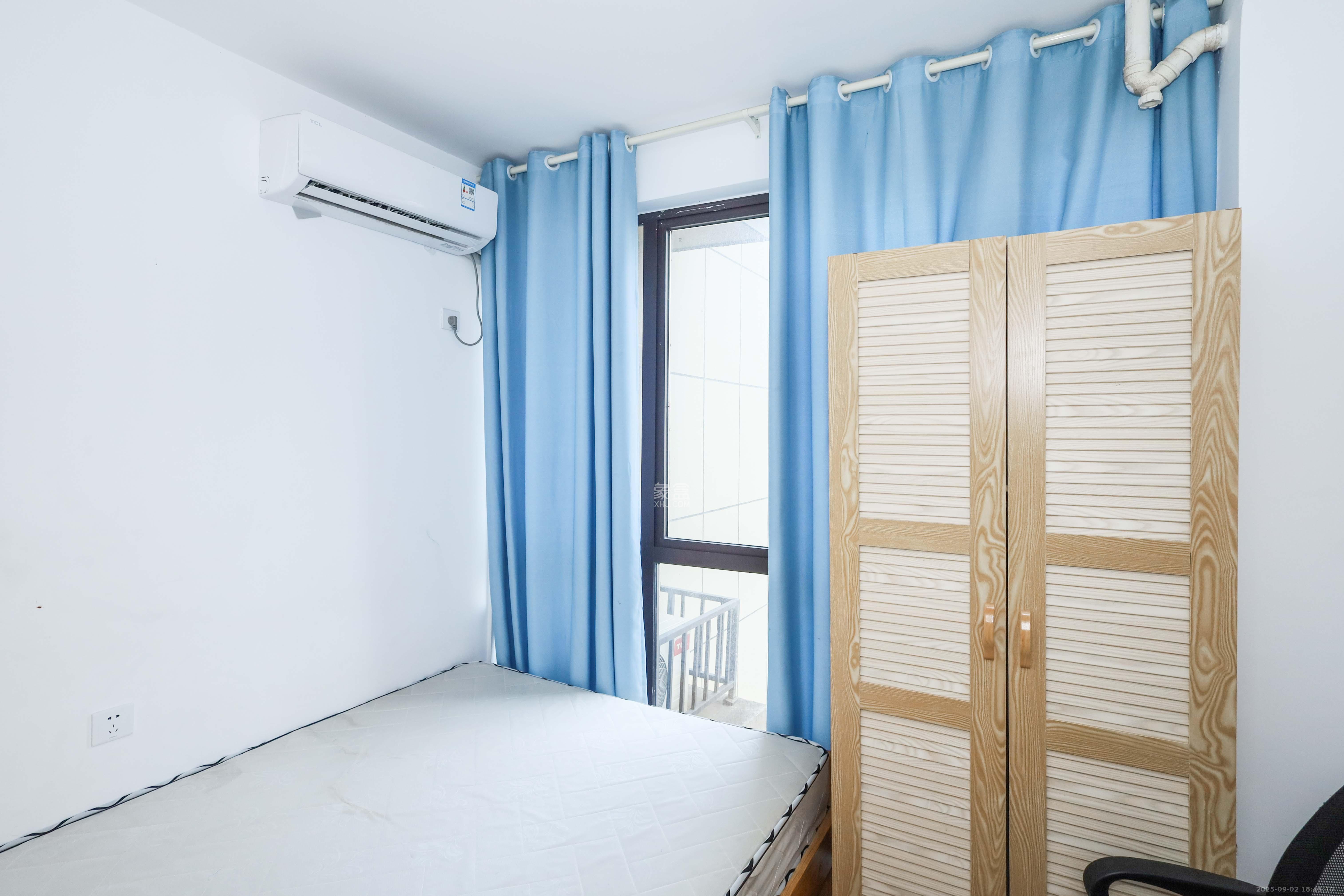 中国铁建梅溪青秀二期 4室2厅2卫 142.0万 中国铁建梅溪青秀二期 4室2厅2卫 142.0万卧室