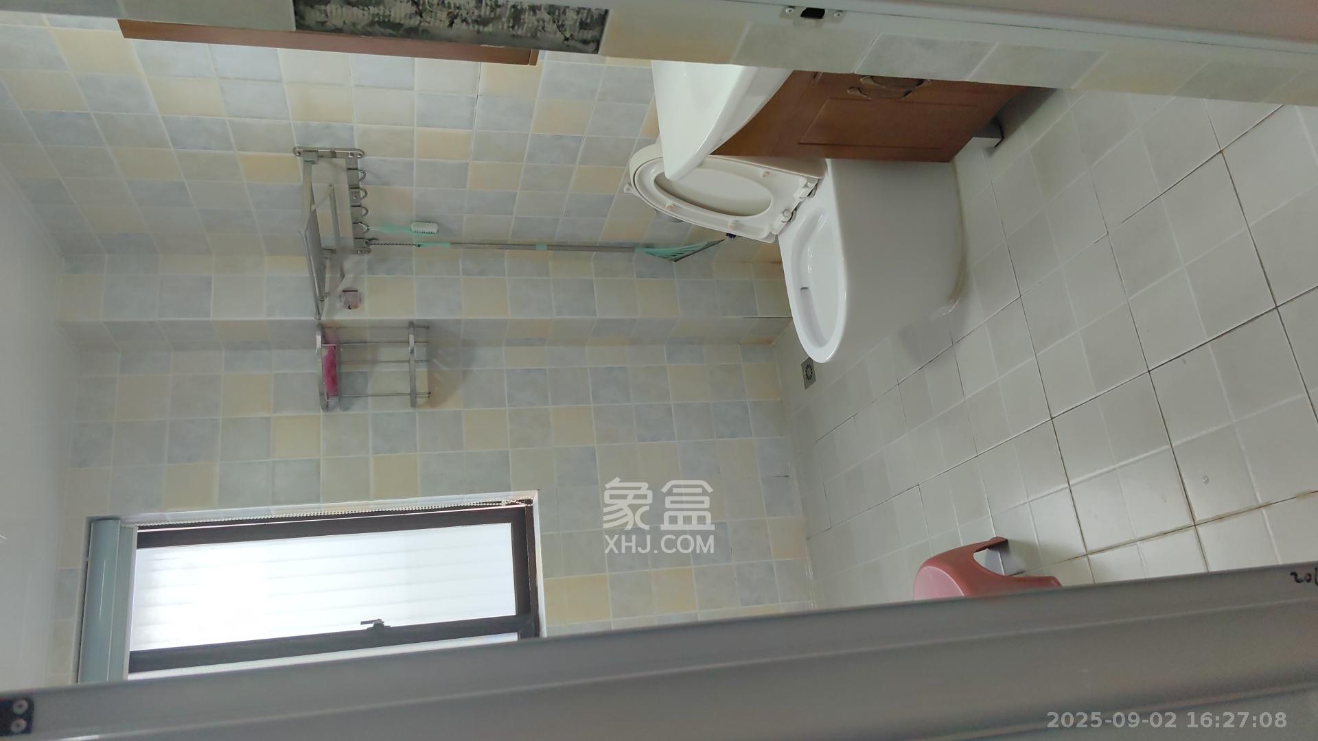 星月绿洲  3室2厅2卫    2200.0元/月 星月绿洲  3室2厅2卫    2200.0元/月室内图