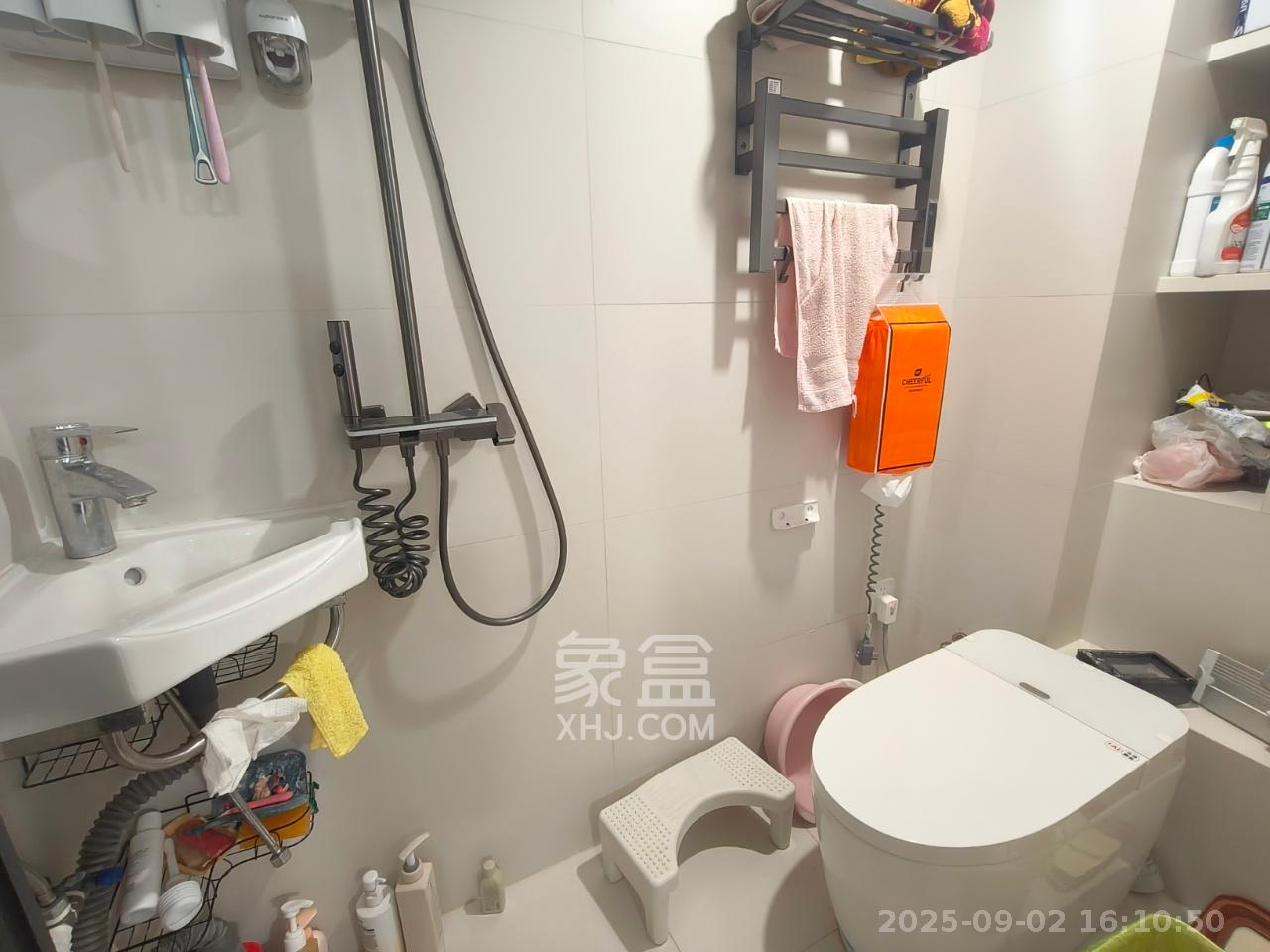 中国铁建湘语梅溪  2室1厅1卫   2200.00元/月室内图