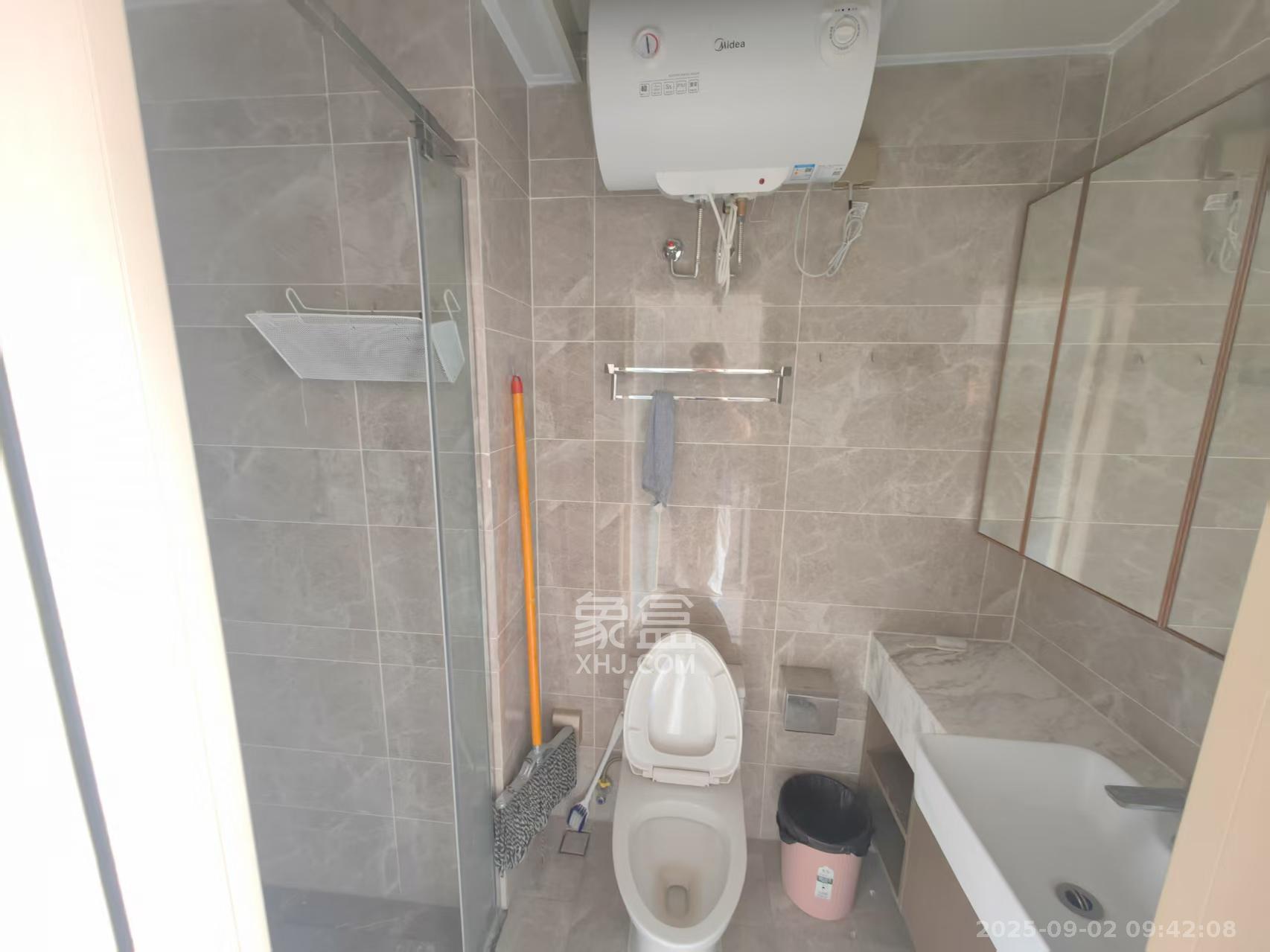 福天藏郡院子  1室1厅1卫    1100.0元/月室内图