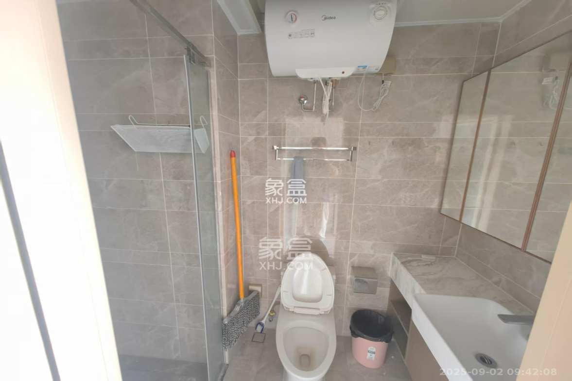 福天藏郡院子  1室1厅1卫    1100.0元/月 福天藏郡院子  1室1厅1卫    1100.0元/月室内图