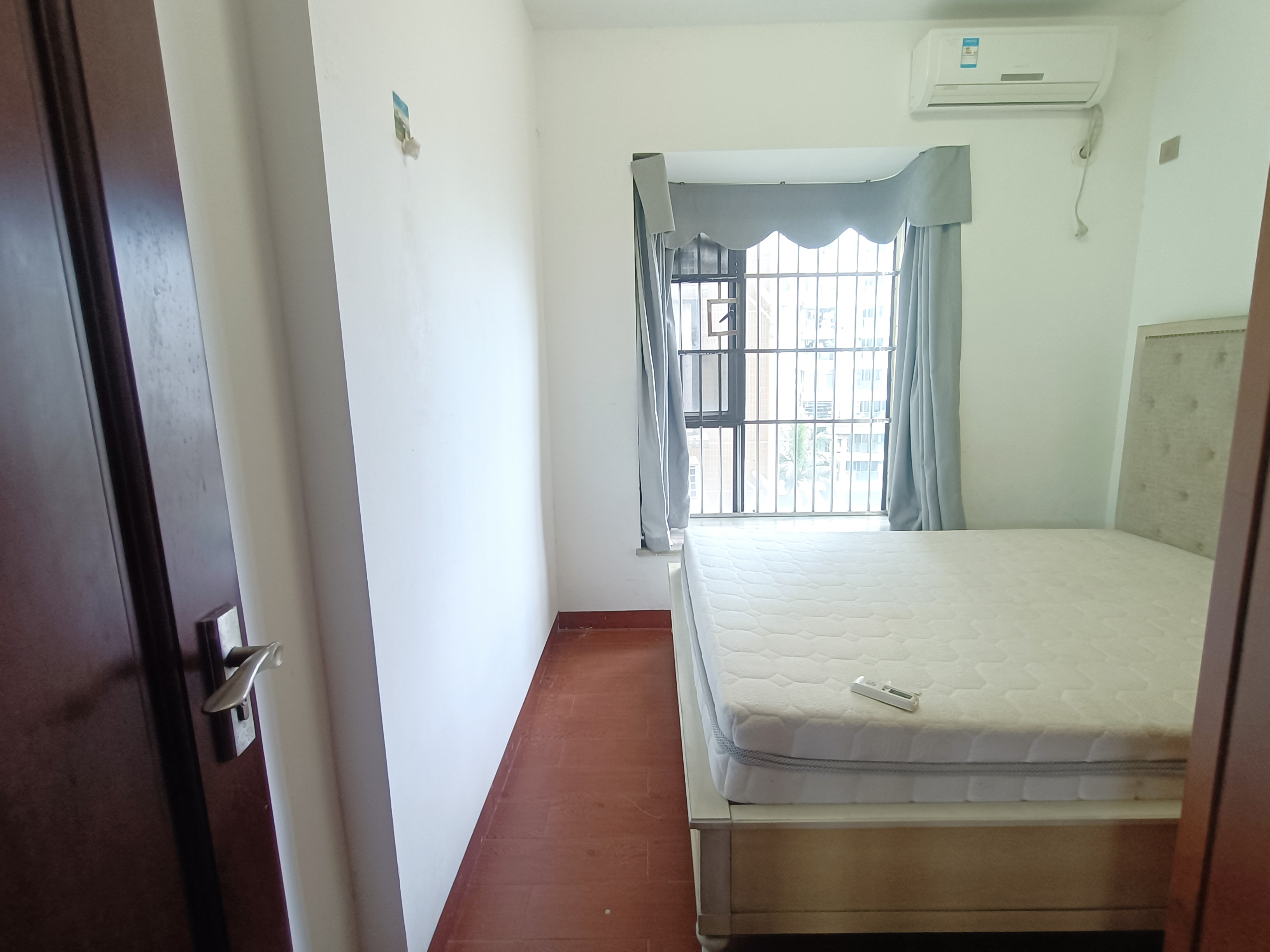 滨江帝景一期 3室2厅2卫 2300.0元/月 滨江帝景一期 3室2厅2卫 2300.0元/月室内图