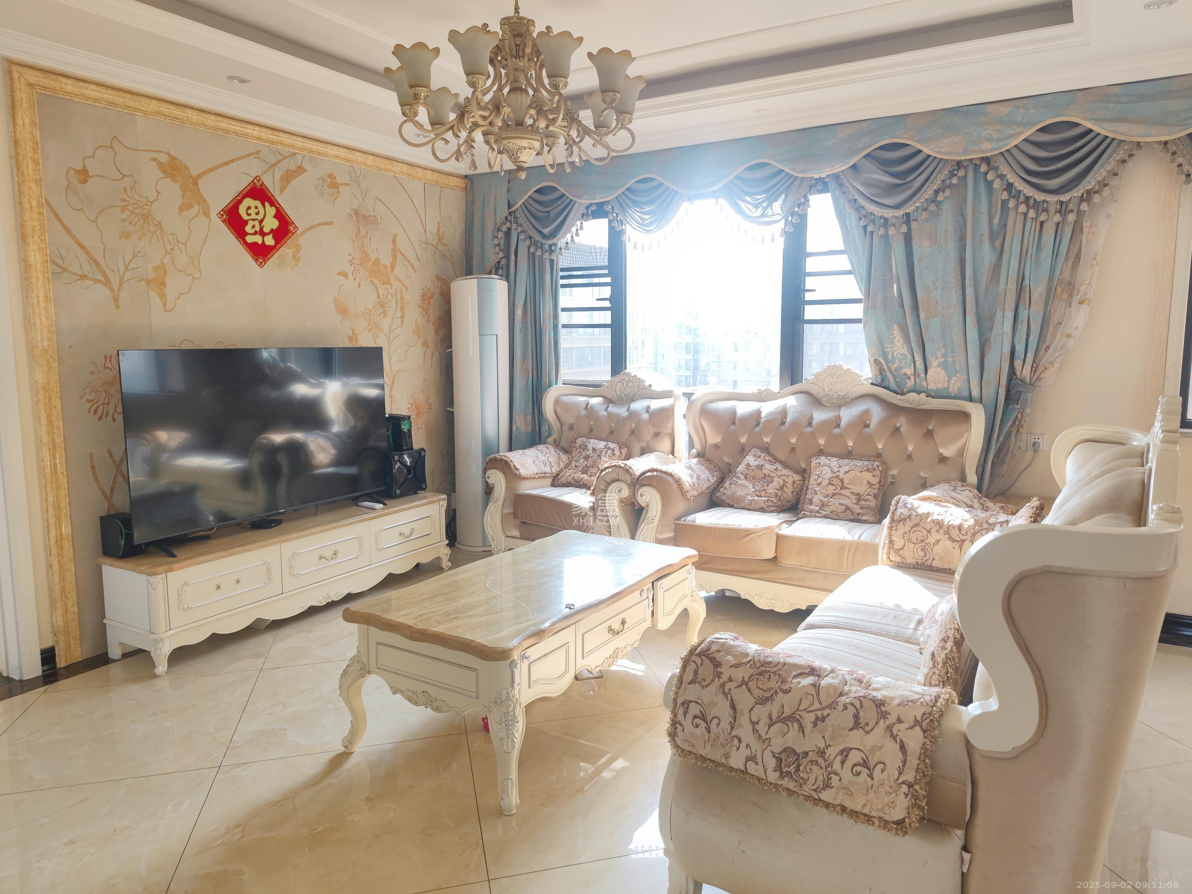 湘域熙岸  3室2厅1卫    3200.0元/月 湘域熙岸  3室2厅1卫    3200.0元/月室内图