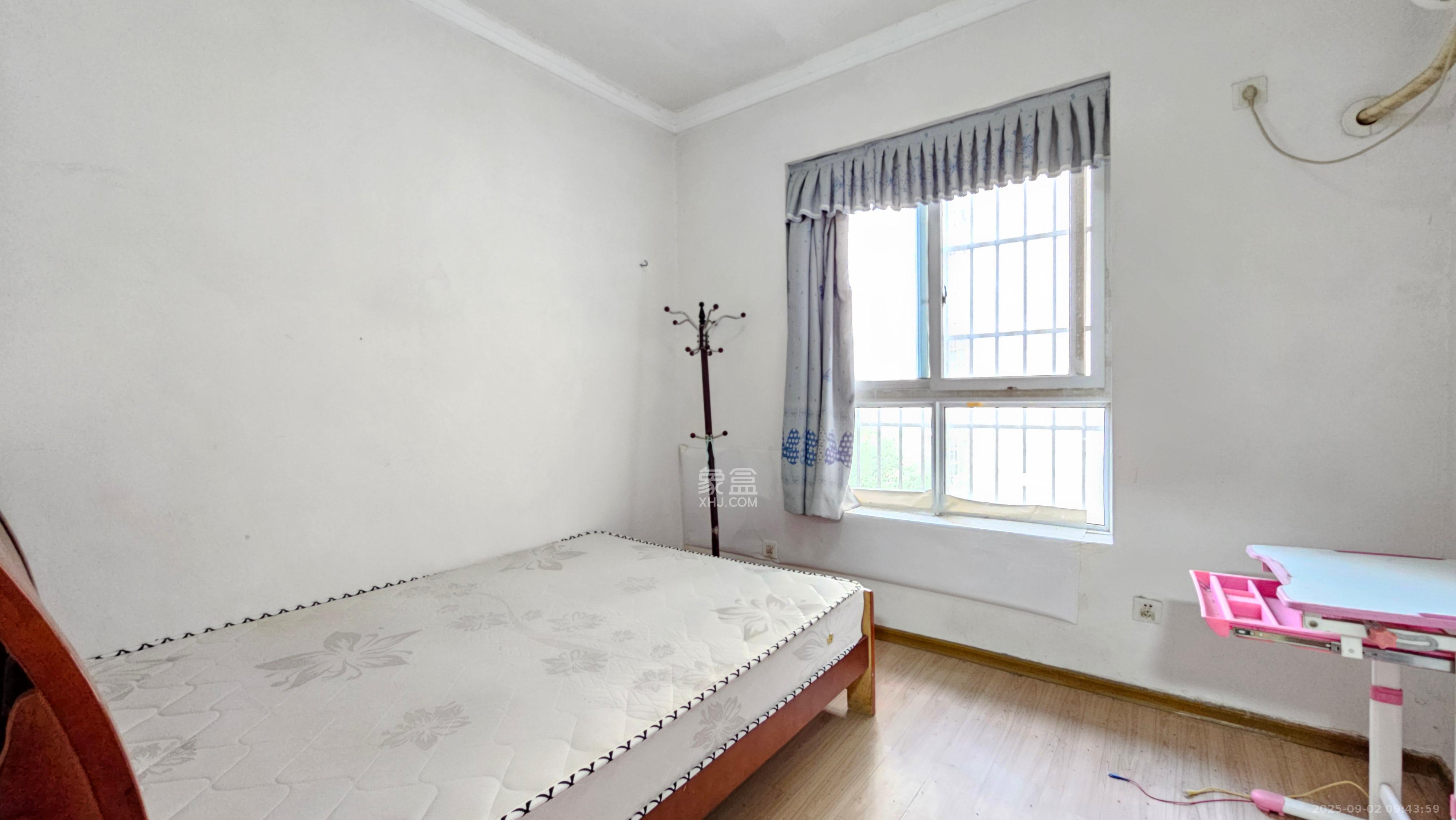 爱琴海岸 2室2厅1卫 1500.0元/月 爱琴海岸 2室2厅1卫 1500.0元/月室内图