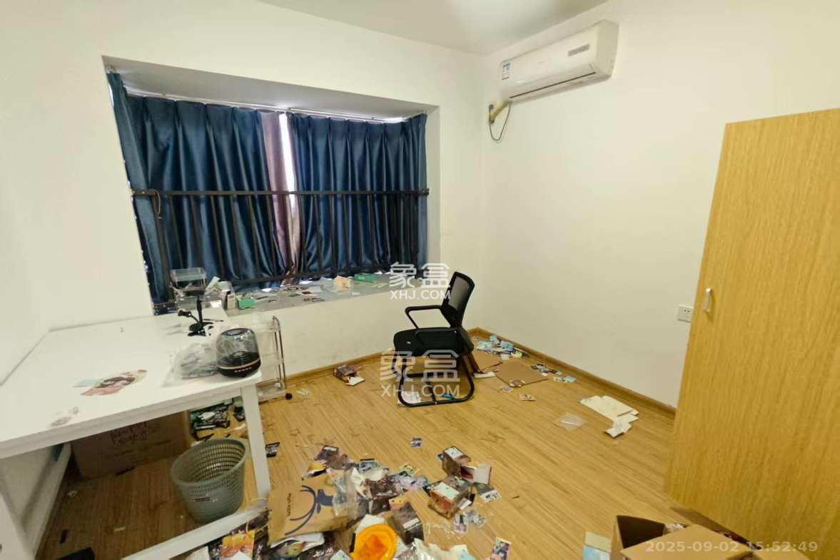 保利大都汇一期、二期  3室2厅2卫    3300.0元/月 保利大都汇一期、二期  3室2厅2卫    3300.0元/月室内图