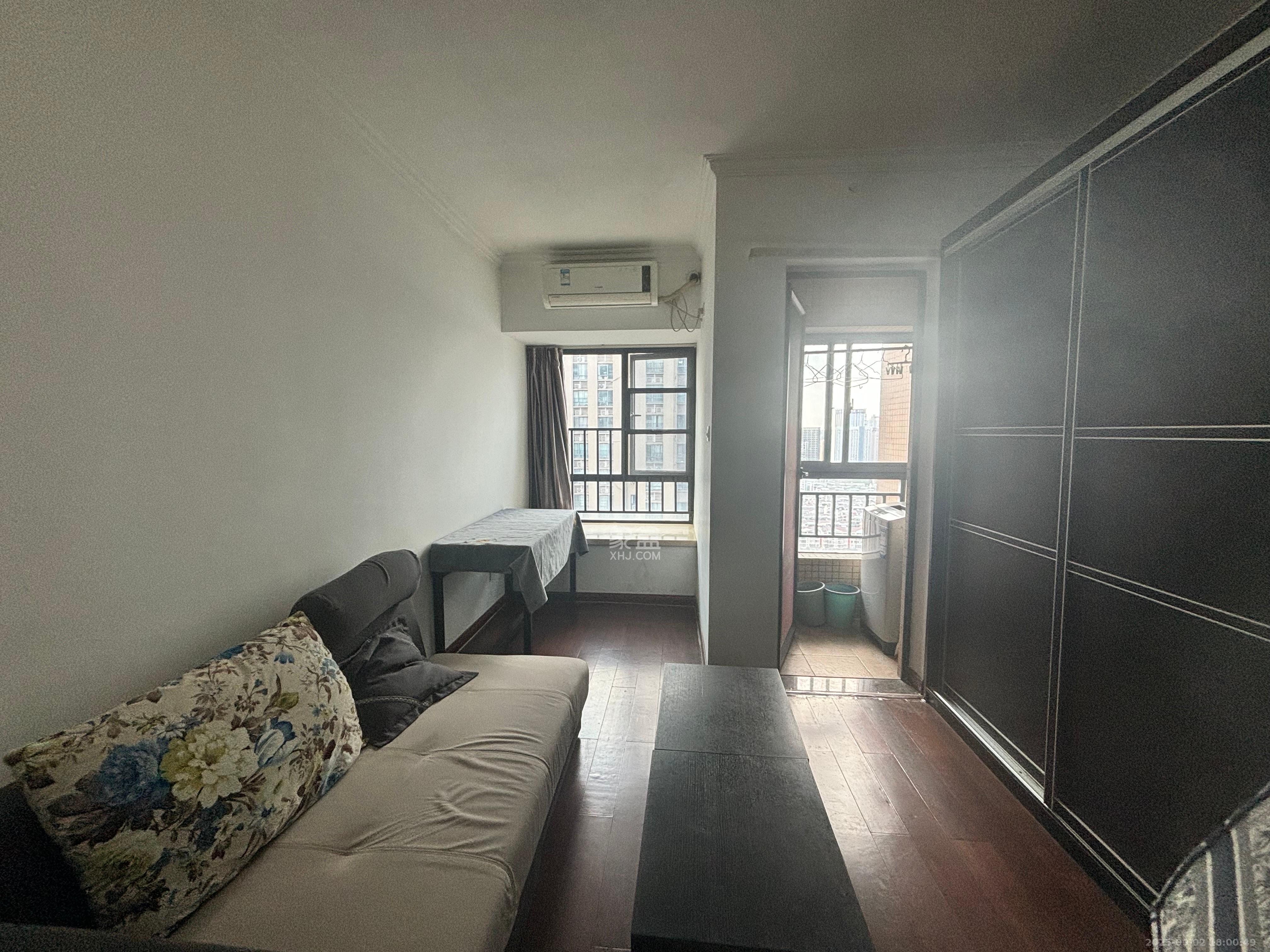 香樟兰亭(朗峰苑)  1室1厅1卫    1100.0元/月 香樟兰亭(朗峰苑)  1室1厅1卫    1100.0元/月室内图