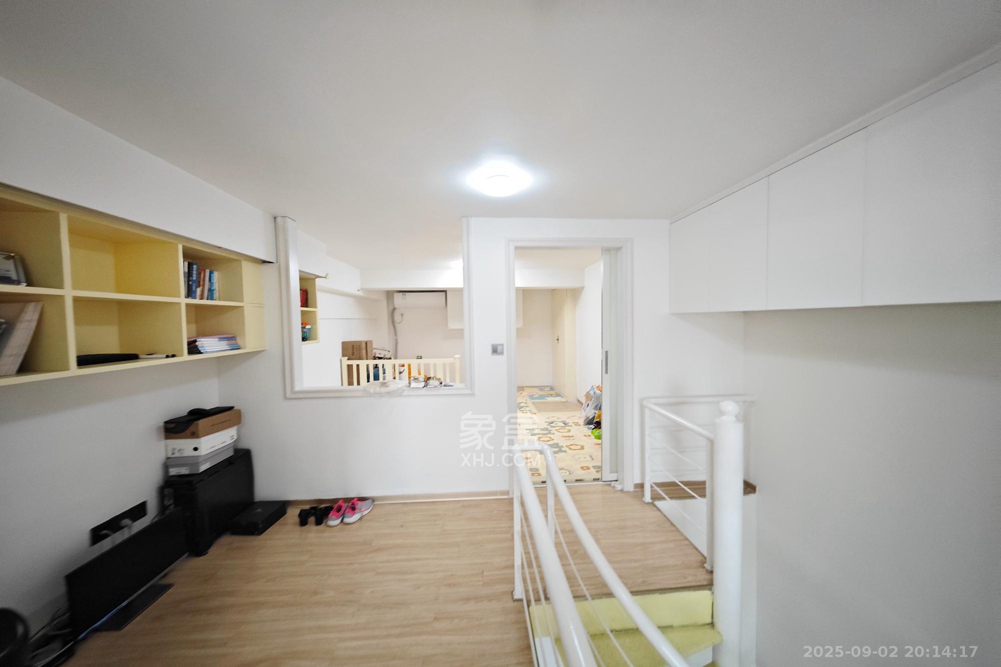 格蓝康都  2室1厅1卫    39.8万 格蓝康都  2室1厅1卫    39.8万卧室