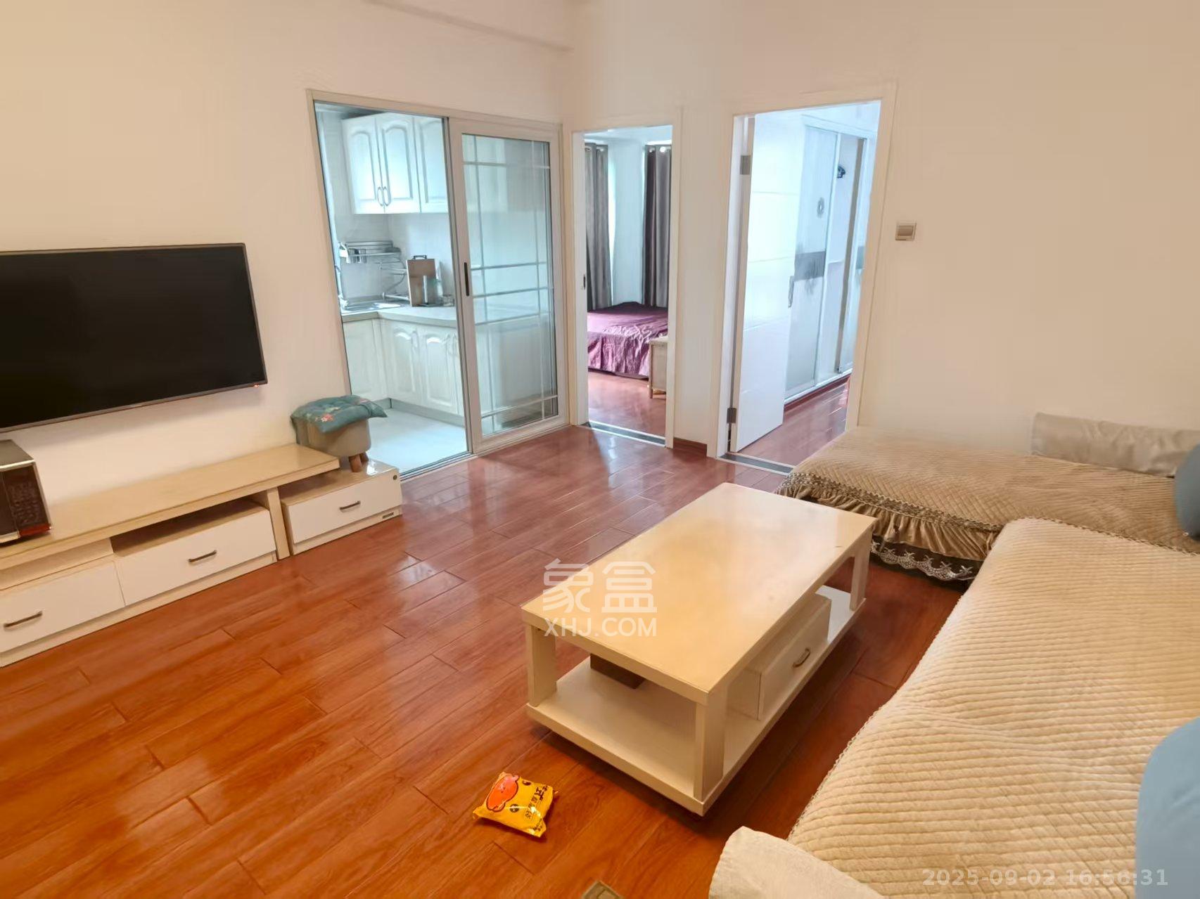 鑫远微中心  2室1厅1卫    1800.0元/月室内图