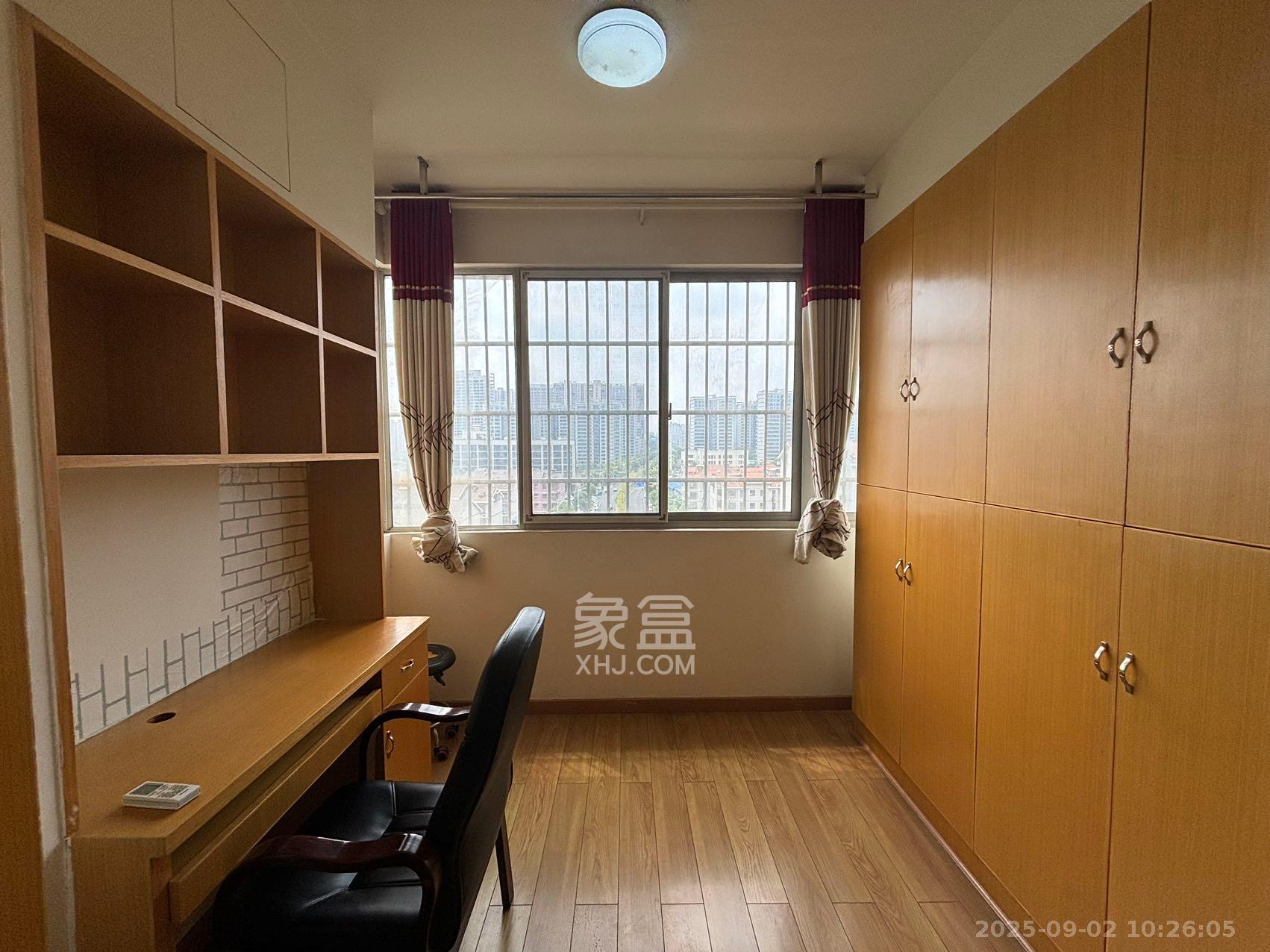 白沙湾嘉园 3室2厅2卫 2700.0元/月 白沙湾嘉园 3室2厅2卫 2700.0元/月室内图