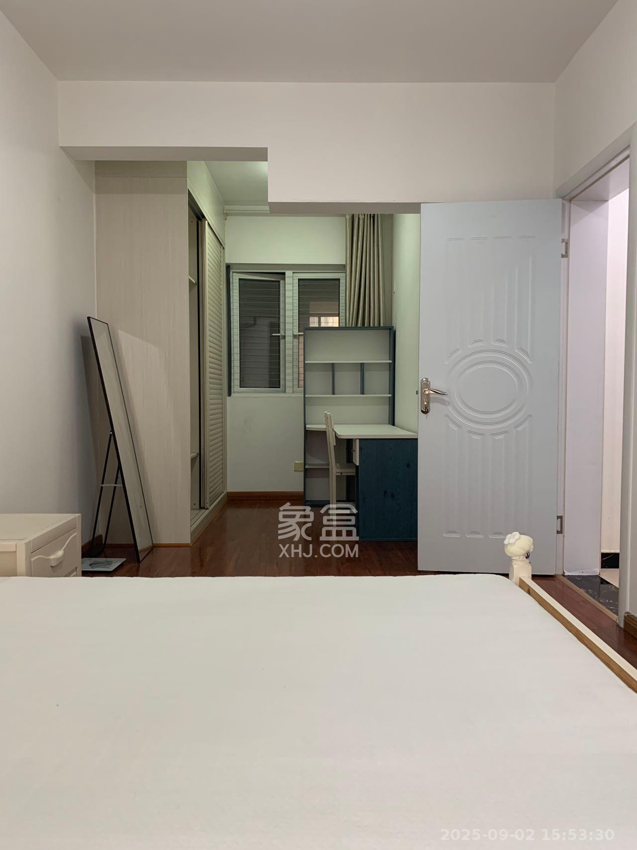 五矿沁园金城（春和景园）  2室2厅1卫    1900.0元/月室内图