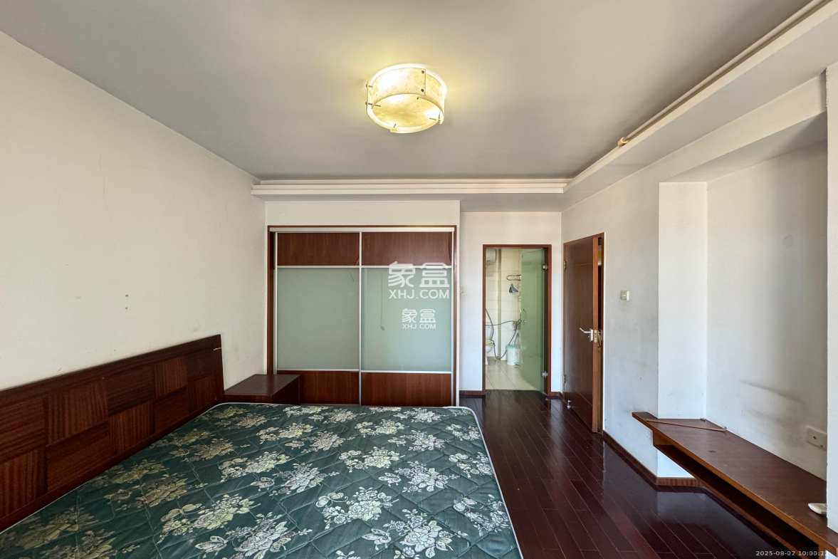 四季阳光花城 3室2厅1卫 3200.0元/月 四季阳光花城 3室2厅1卫 3200.0元/月室内图