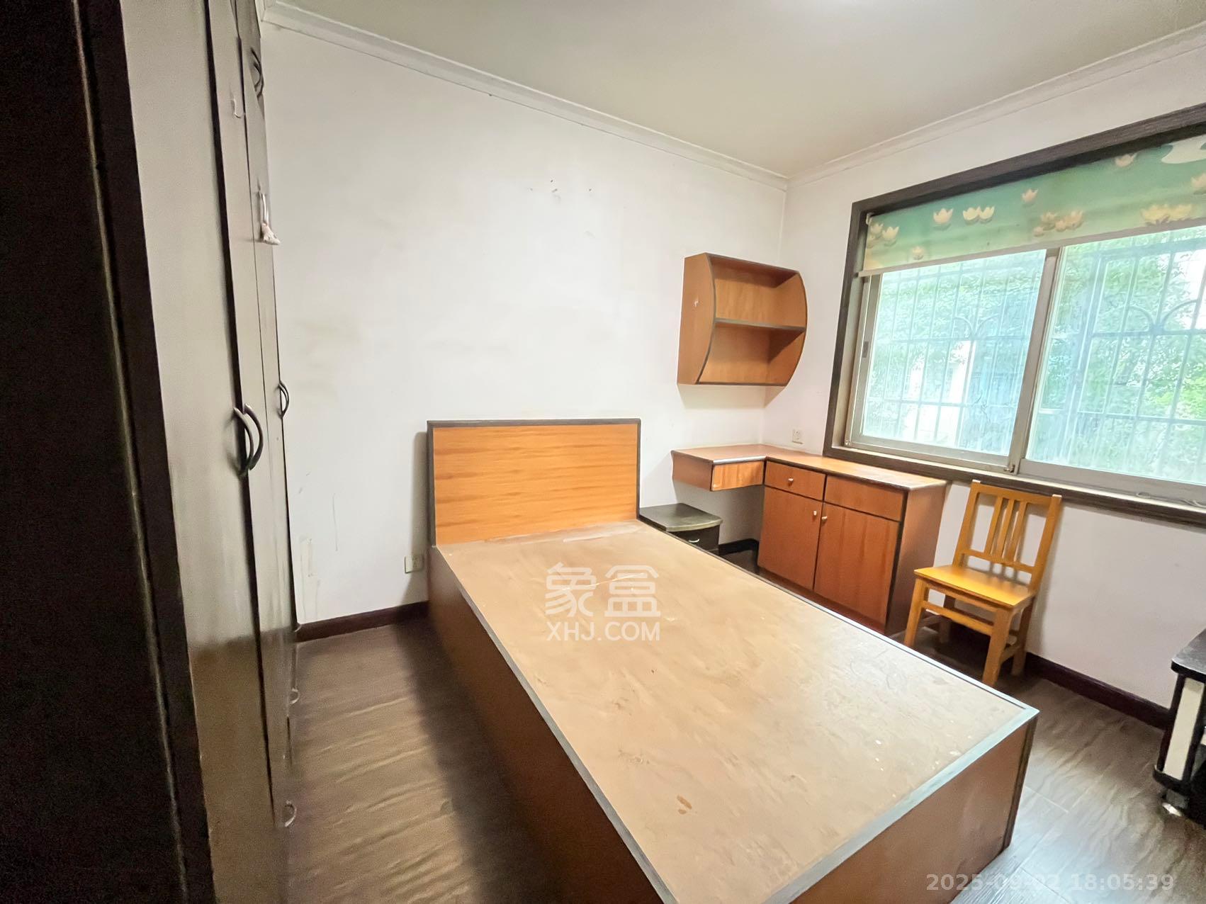 广福园  3室2厅1卫    2300.0元/月 广福园  3室2厅1卫    2300.0元/月室内图