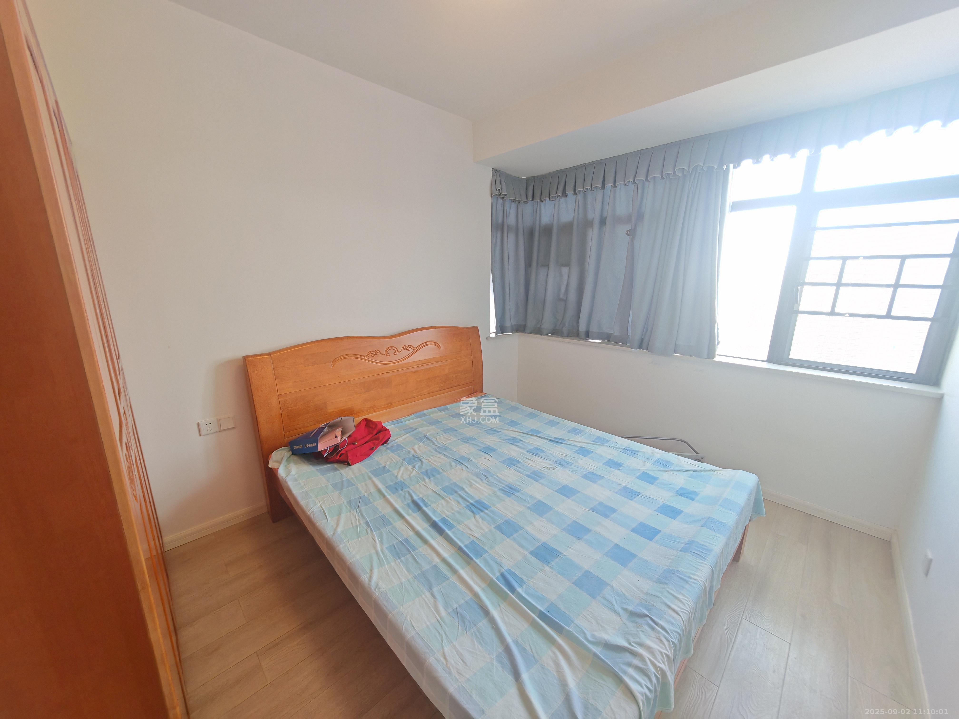 湘水熙园 4室2厅1卫 3300.0元/月 湘水熙园 4室2厅1卫 3300.0元/月室内图