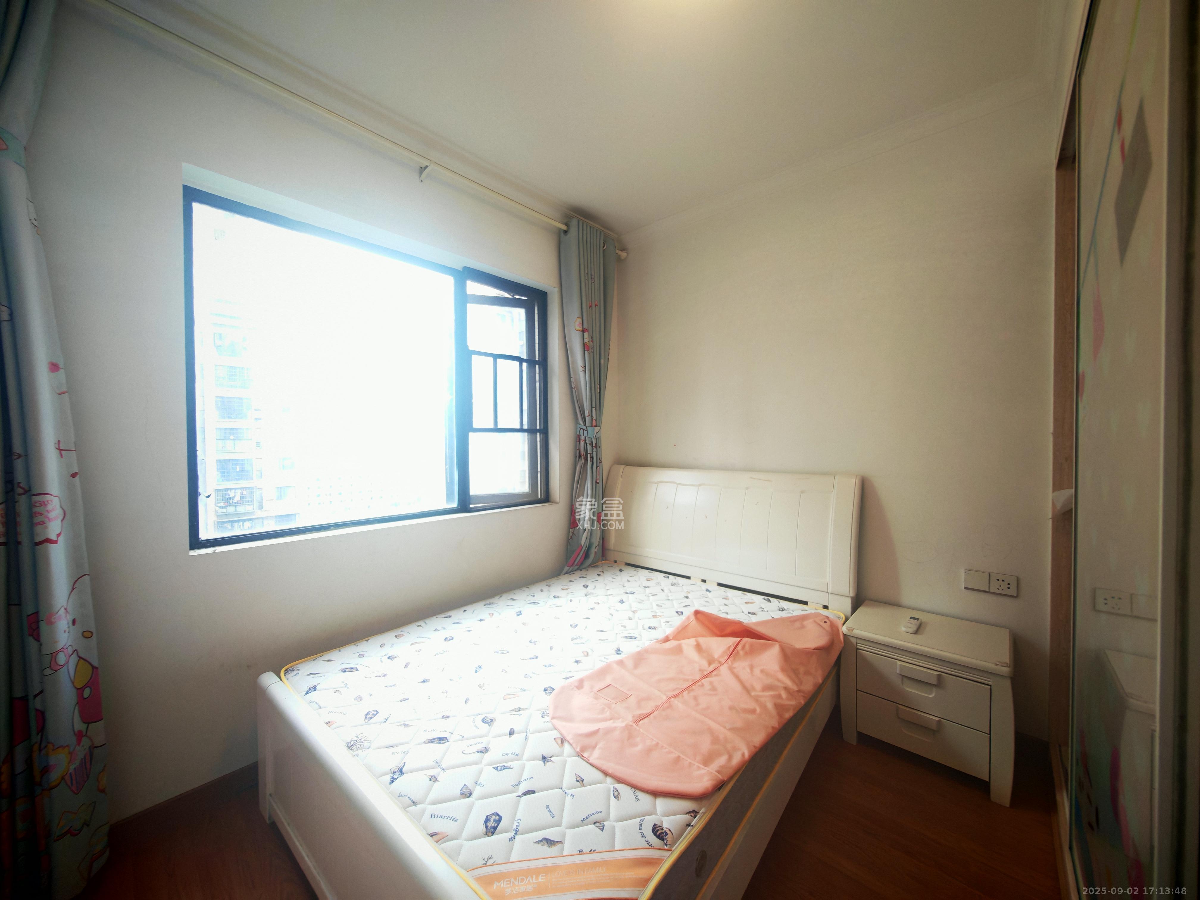 汇一城(汇壹公馆) 3室2厅2卫 2400.00元/月 汇一城(汇壹公馆) 3室2厅2卫 2400.00元/月室内图