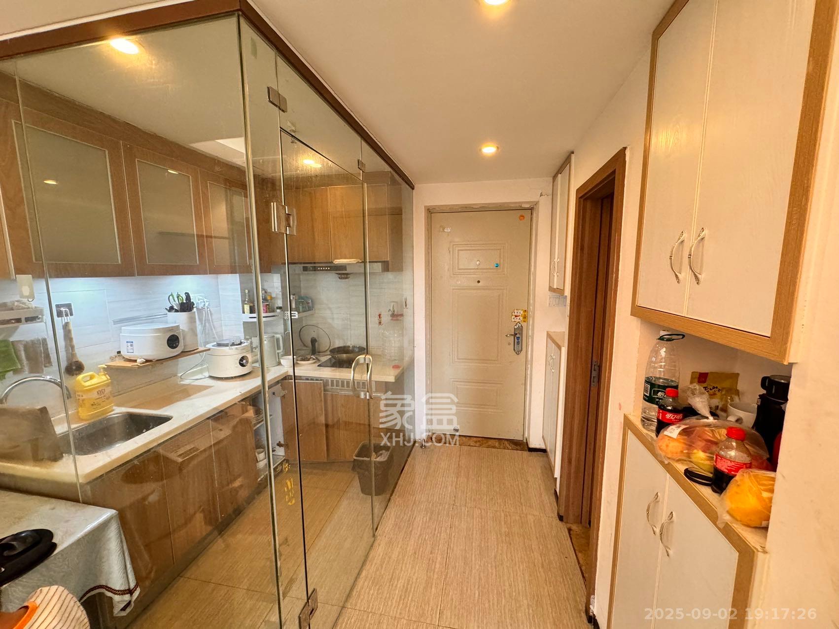 奥林匹克花园贡院三期 1室1厅1卫 1500.0元/月 奥林匹克花园贡院三期 1室1厅1卫 1500.0元/月室内图