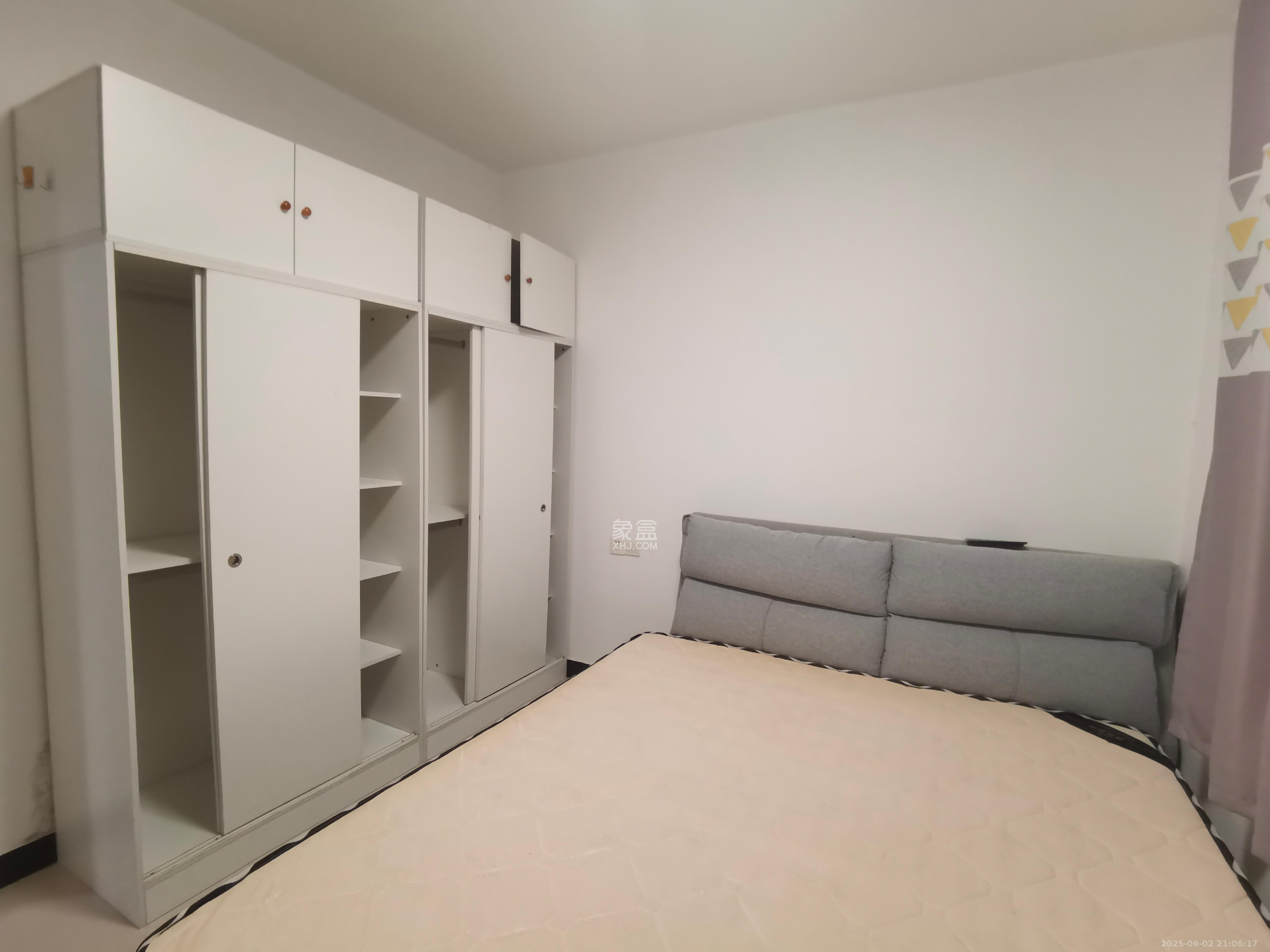 汇景豪庭  2室1厅1卫    2400.0元/月 汇景豪庭  2室1厅1卫    2400.0元/月室内图